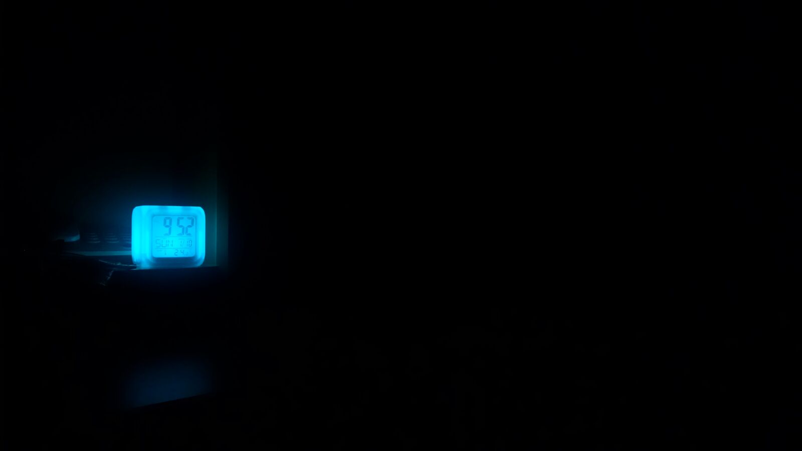 Motorola Moto X (1st Gen) sample photo. Clock, glow, minimal, minimalist photography