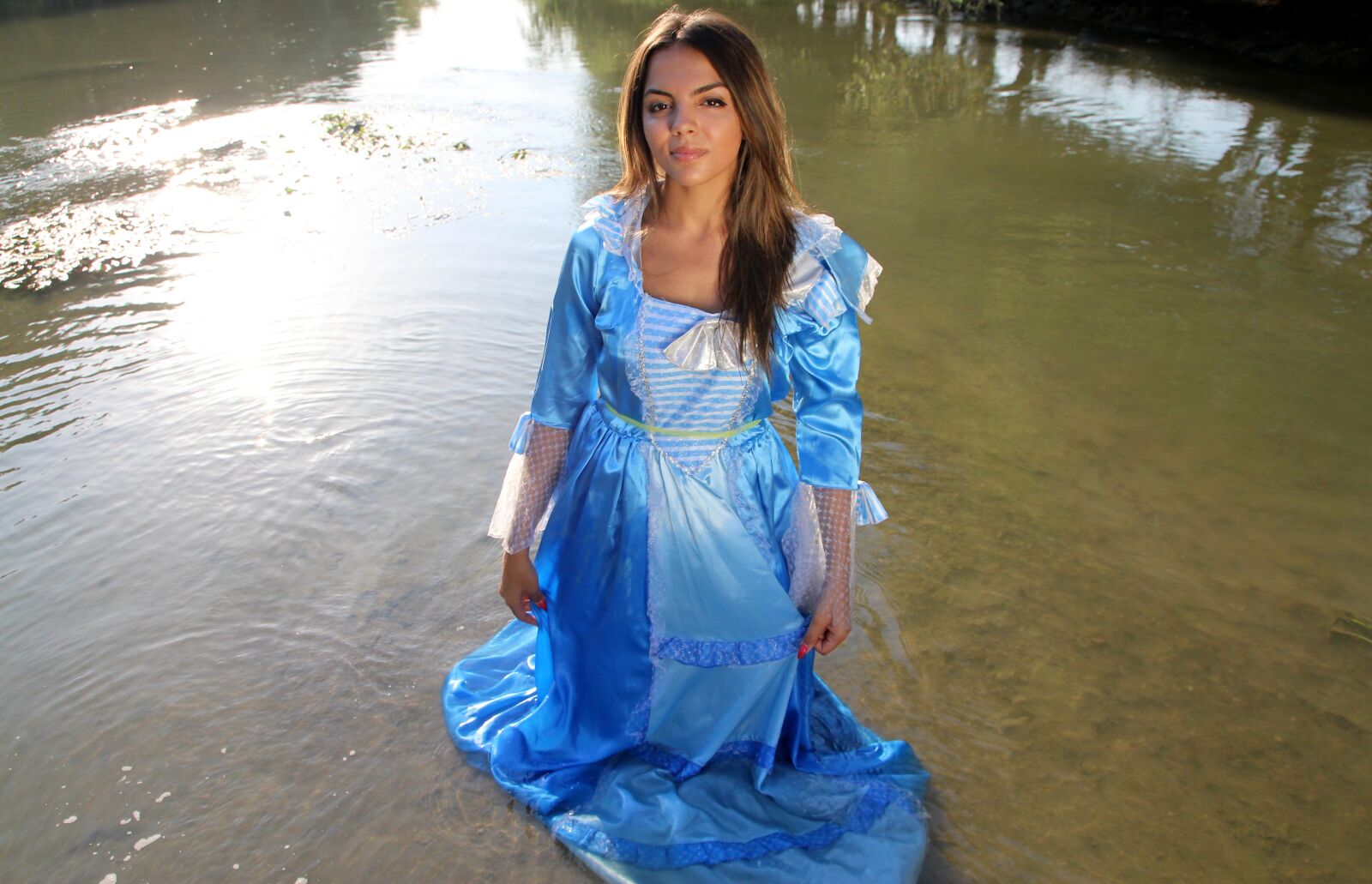 Canon EOS 700D (EOS Rebel T5i / EOS Kiss X7i) sample photo. Girl, princess, lake photography