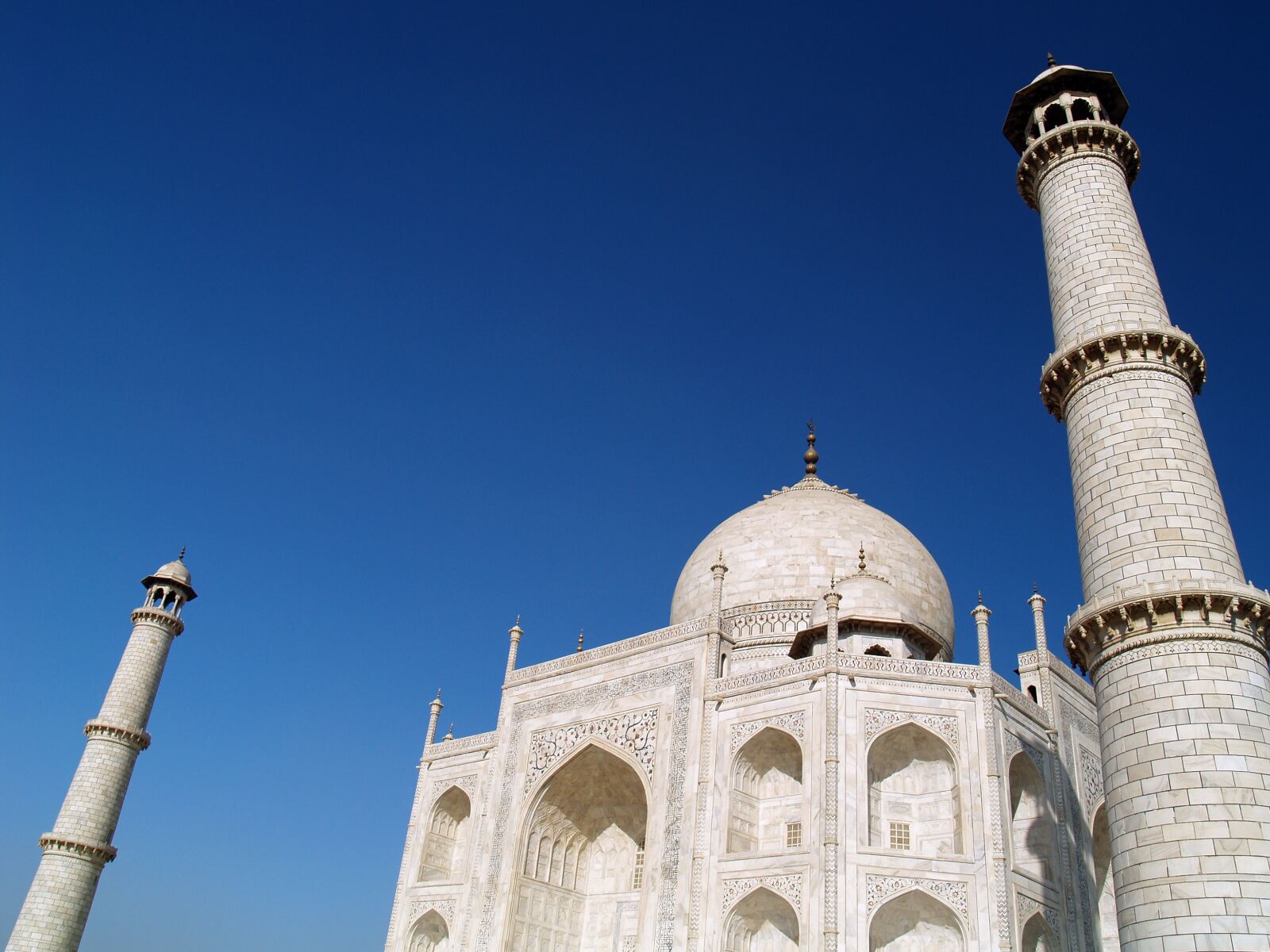 Olympus E-500 (EVOLT E-500) sample photo. India, agra, marble photography