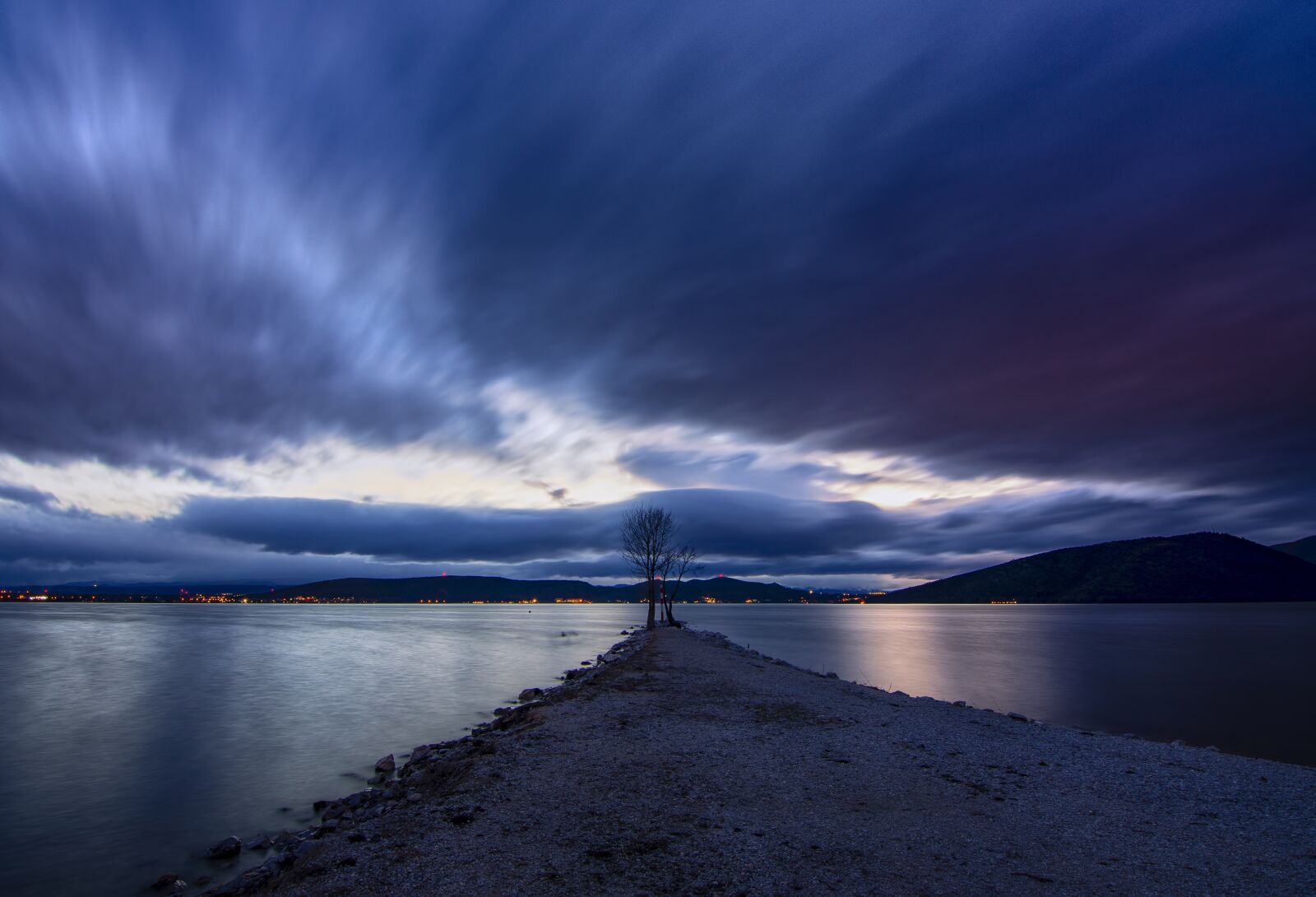 Tokina AT-X Pro 11-16mm F2.8 DX II sample photo. Lake, blue, nature photography