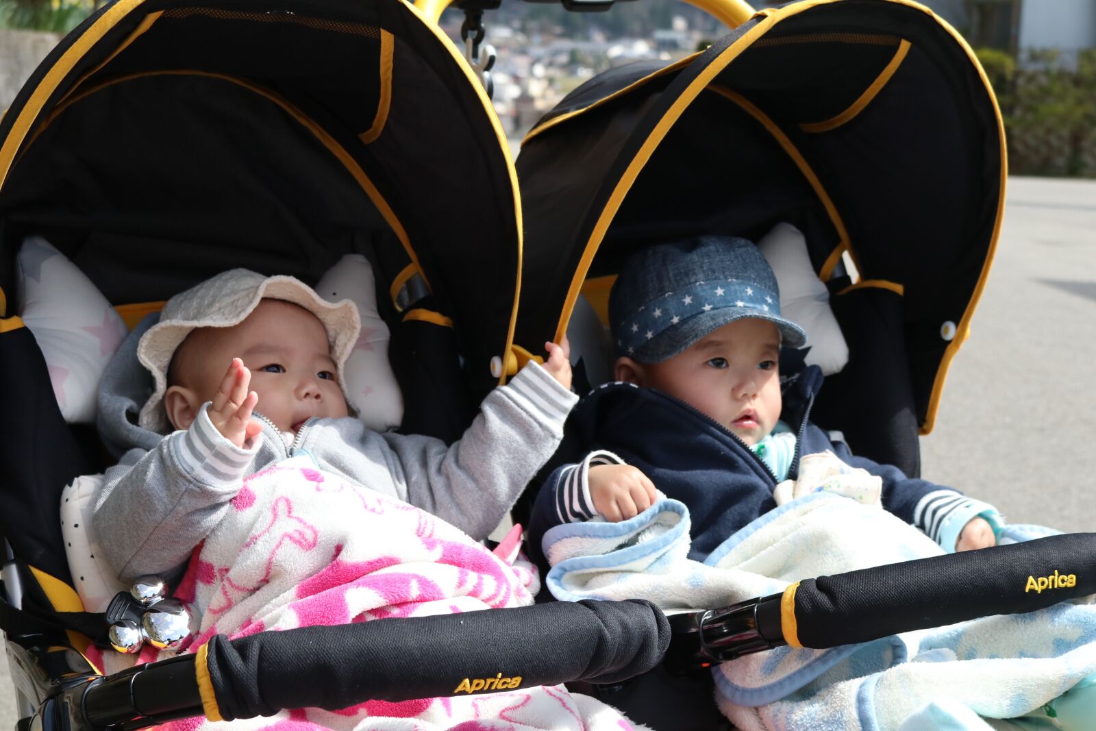 Canon EOS 80D sample photo. Twins, boy, girls photography