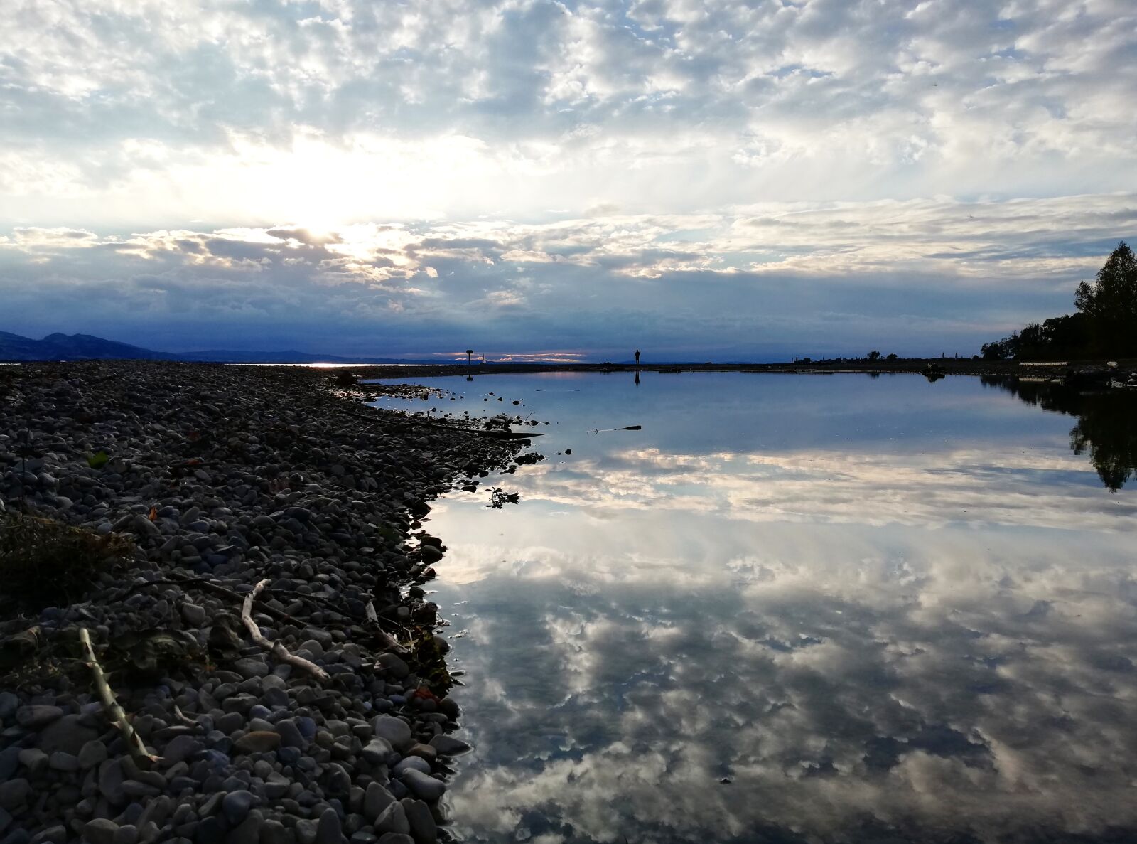 HUAWEI ANE-LX1 sample photo. Water, clouds, more photography