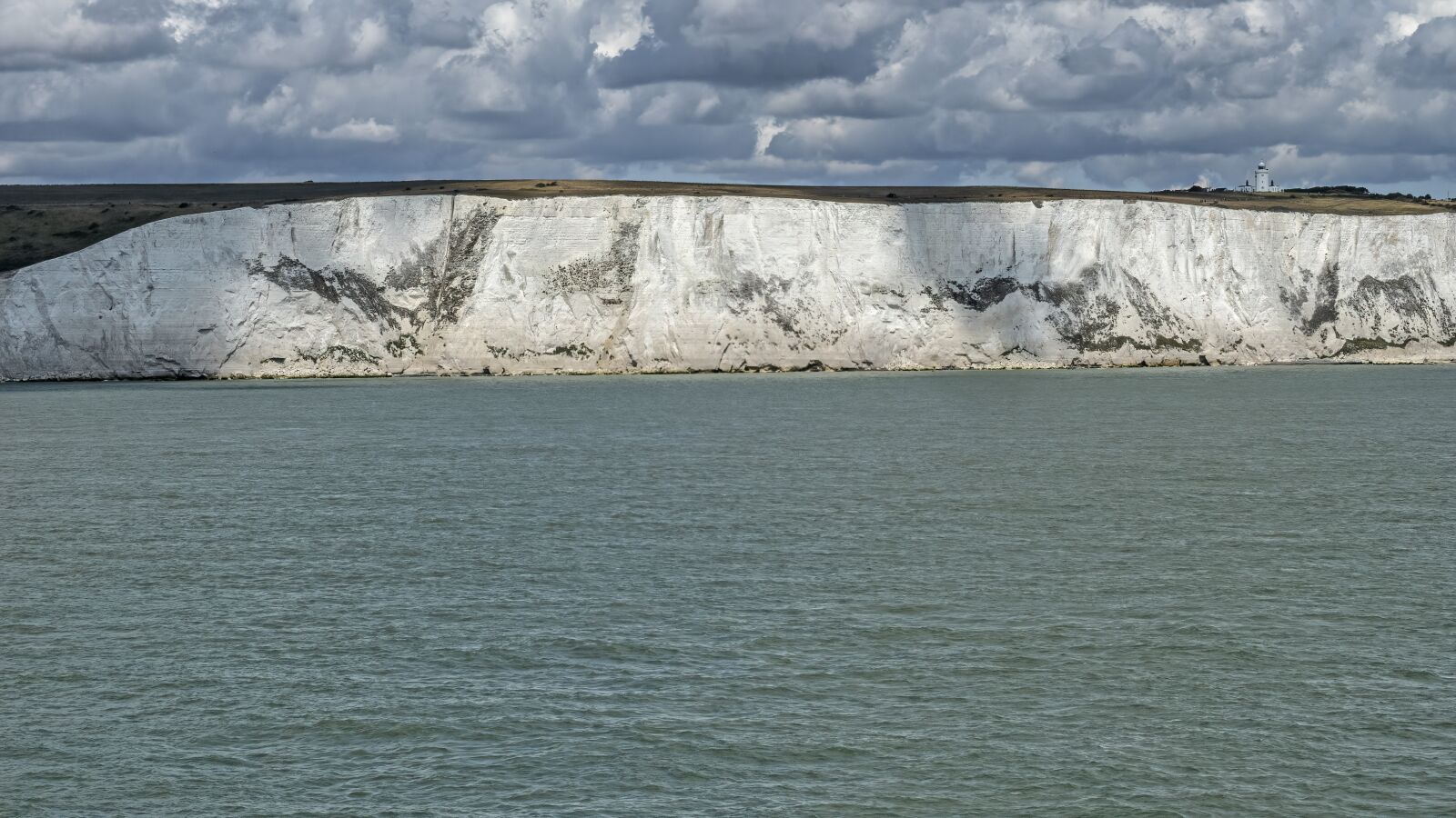 Olympus OM-D E-M5 II + Olympus M.Zuiko Digital ED 12-40mm F2.8 Pro sample photo. White kliff, dover, england photography