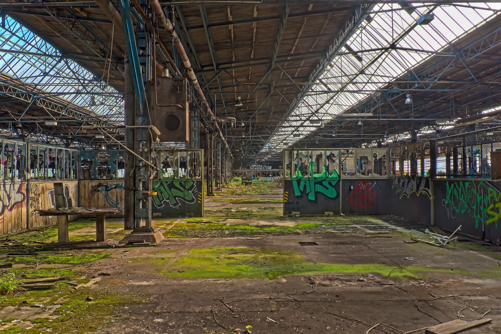 Olympus OM-D E-M10 sample photo. Lost places, pforphoto, old photography