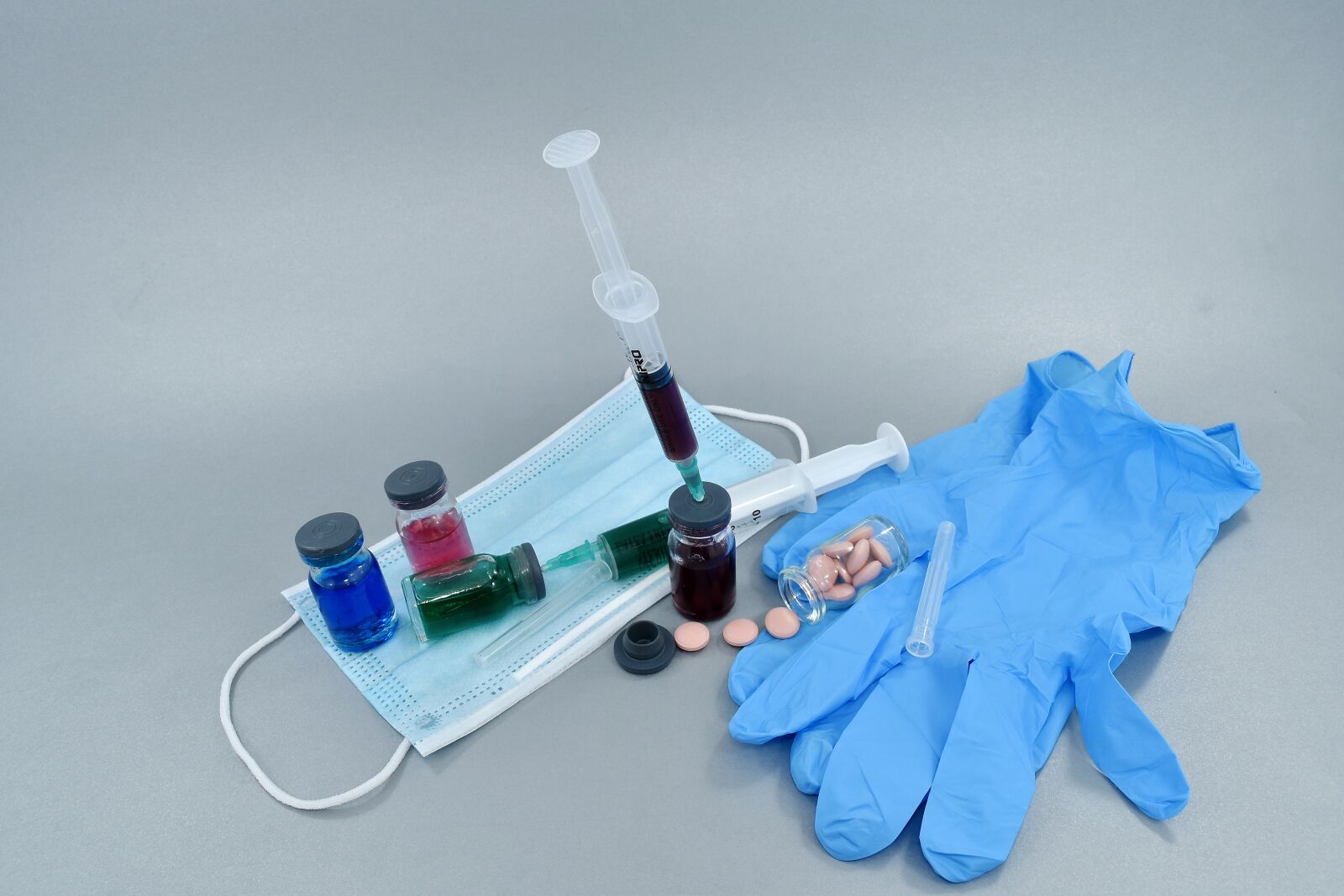 Nikon D5500 sample photo. Antibiotic, antibody, clinic, drugs photography