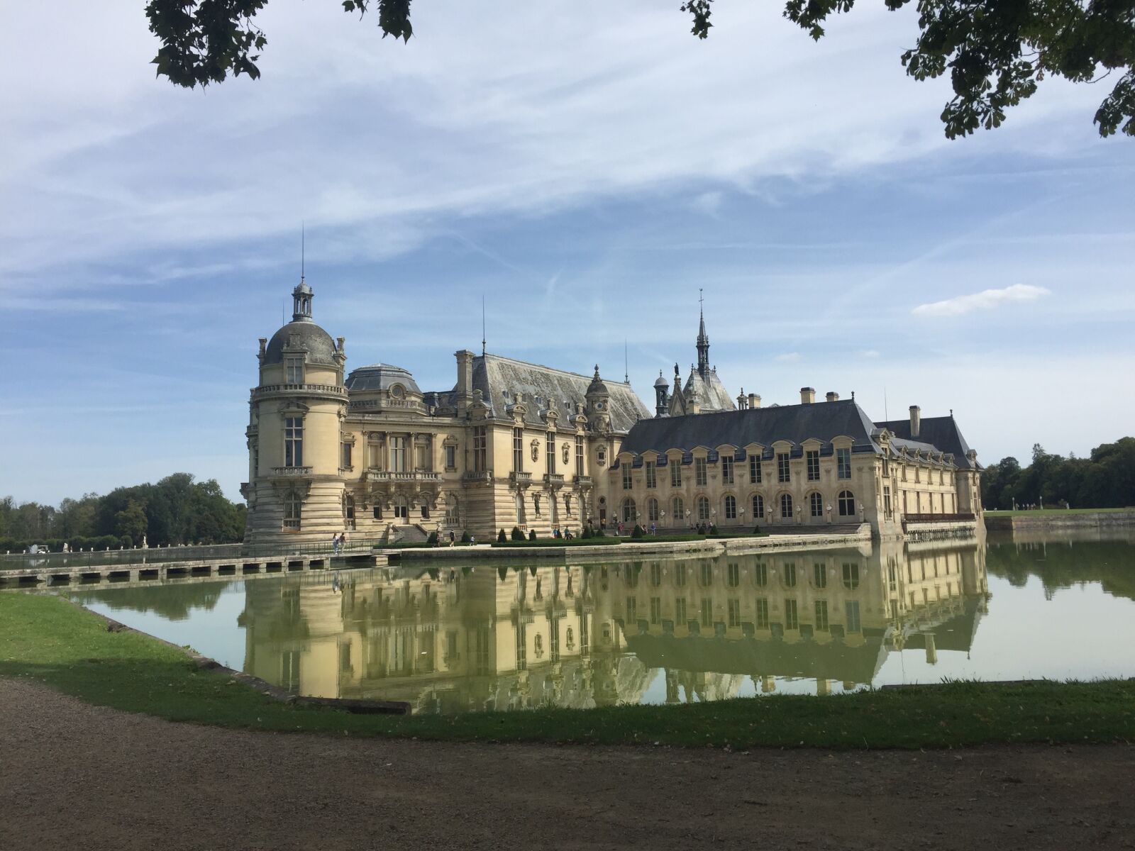 iPhone 6 back camera 4.15mm f/2.2 sample photo. Chantilly, castle, park photography