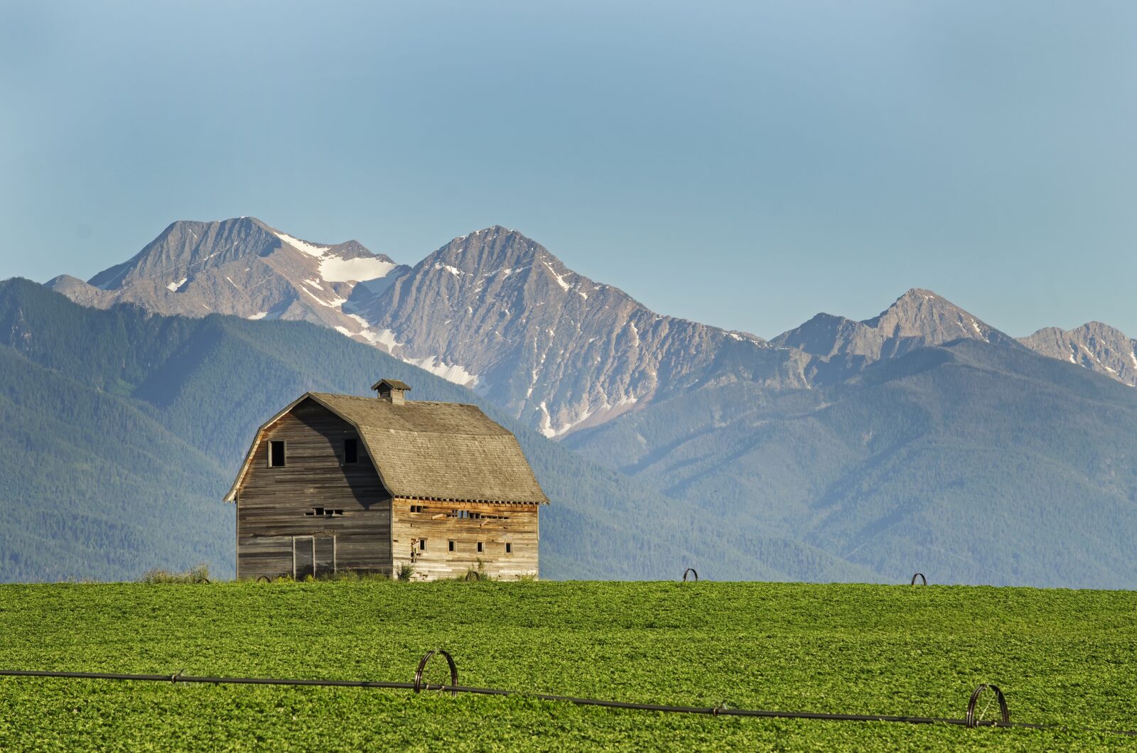 Nikon D5100 sample photo. Montana, barn, farming photography