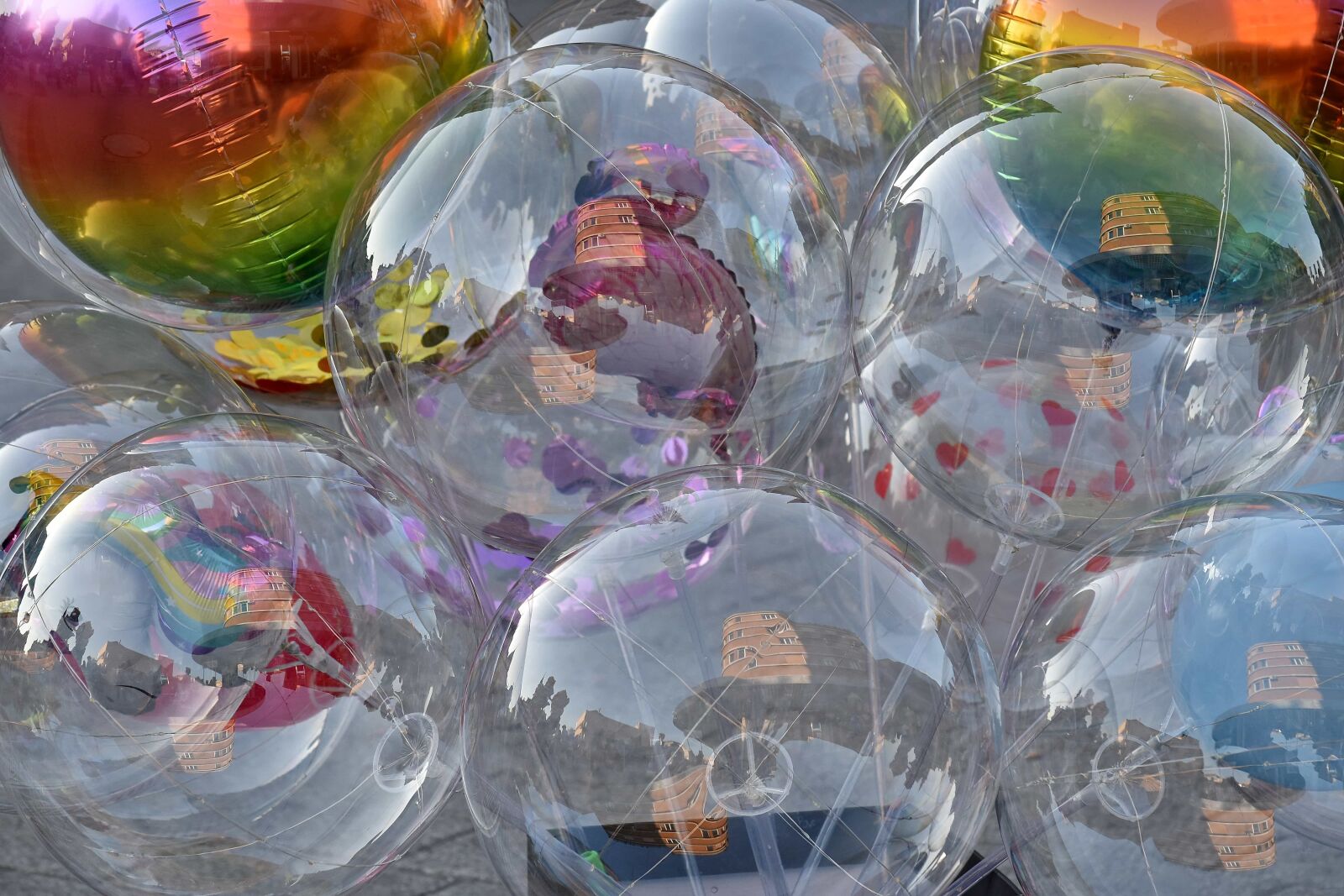 Nikon D5500 sample photo. Balloon, reflection, transparent, design photography