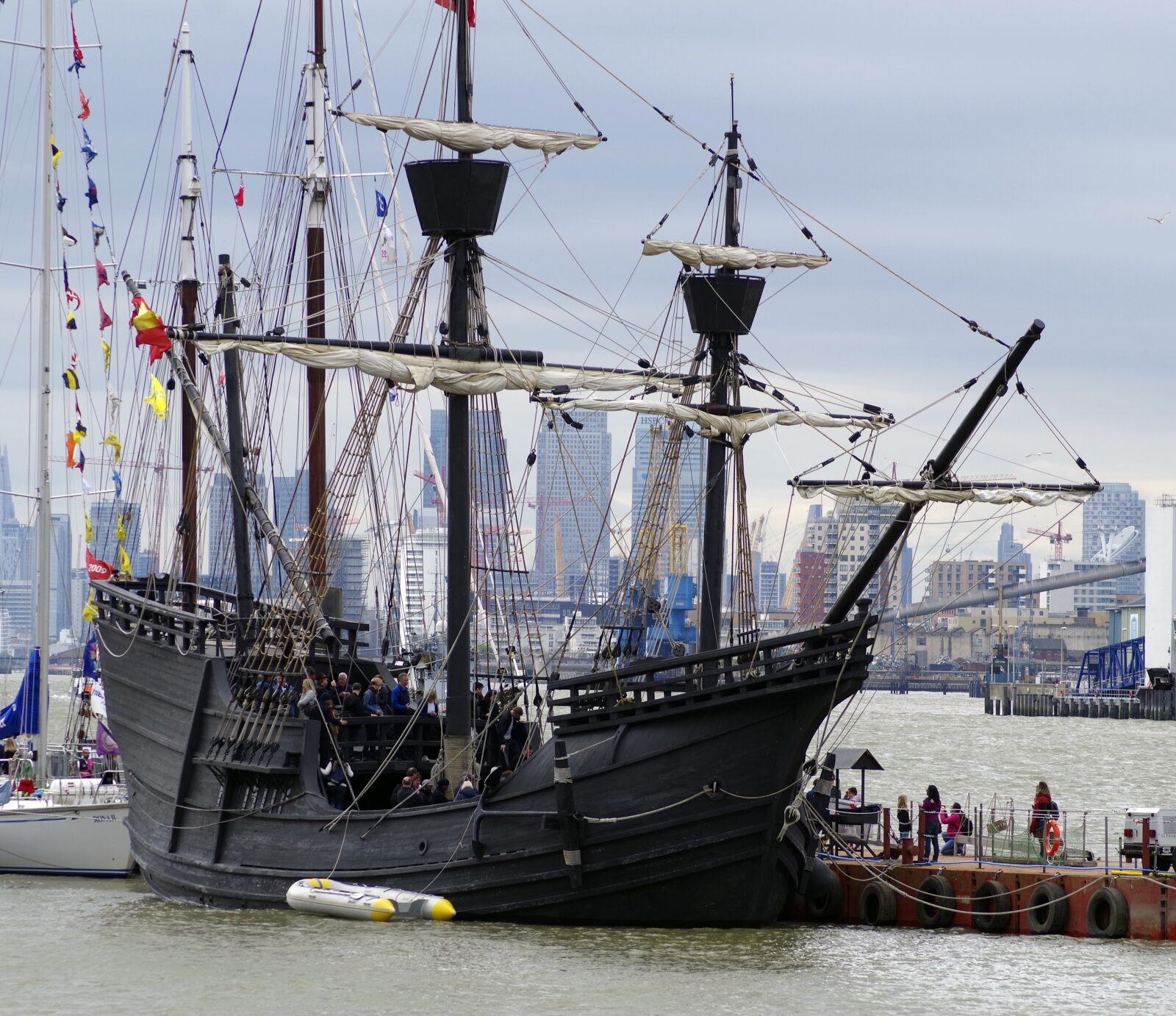 Pentax K-S1 sample photo. Pirate ship, tall ship photography