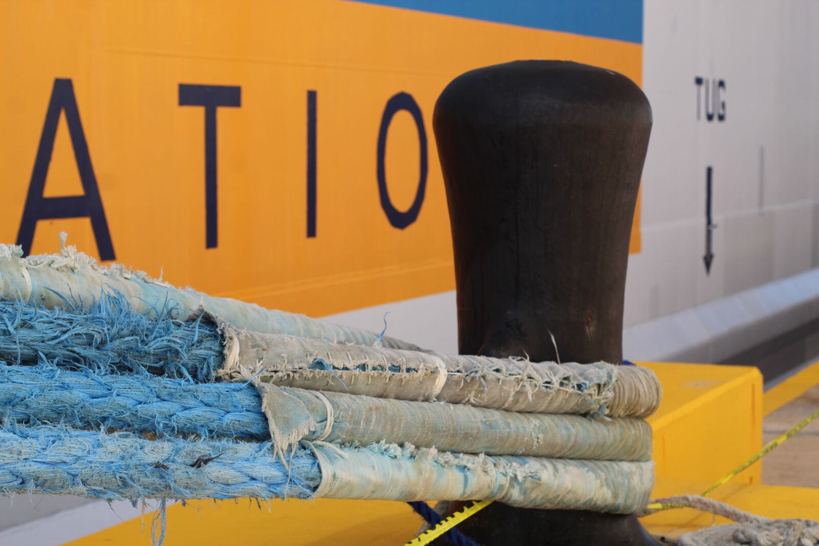 Canon EOS 1300D (EOS Rebel T6 / EOS Kiss X80) sample photo. Ropes, ship, cruise photography
