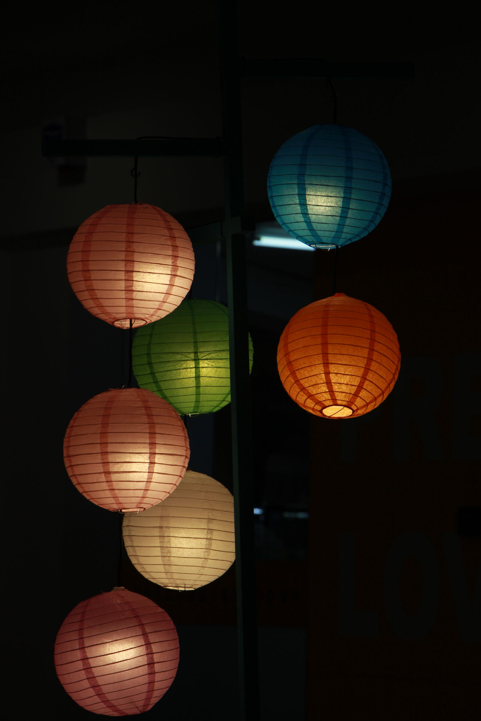 Canon EOS 600D (Rebel EOS T3i / EOS Kiss X5) sample photo. Dark lantern photography