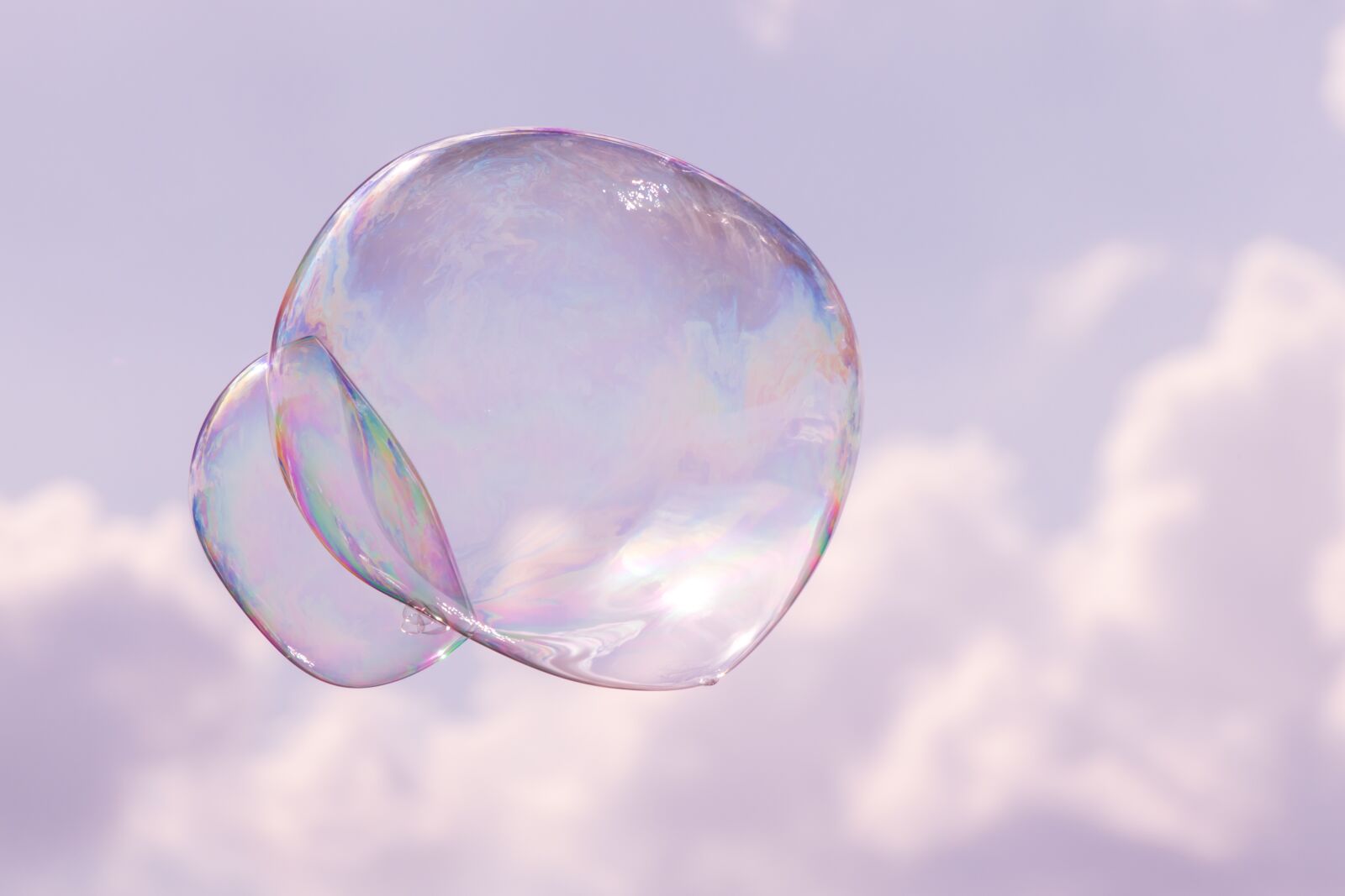 Canon EOS 200D (EOS Rebel SL2 / EOS Kiss X9) sample photo. Soap bubble, bubble, sky photography