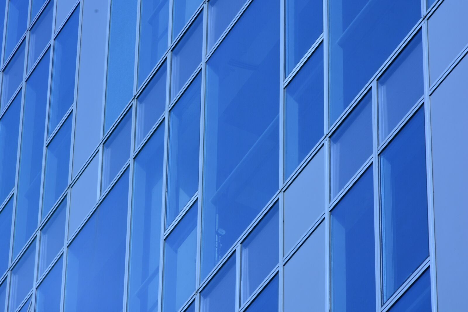 Nikon D7100 sample photo. Windows, blue, glass photography