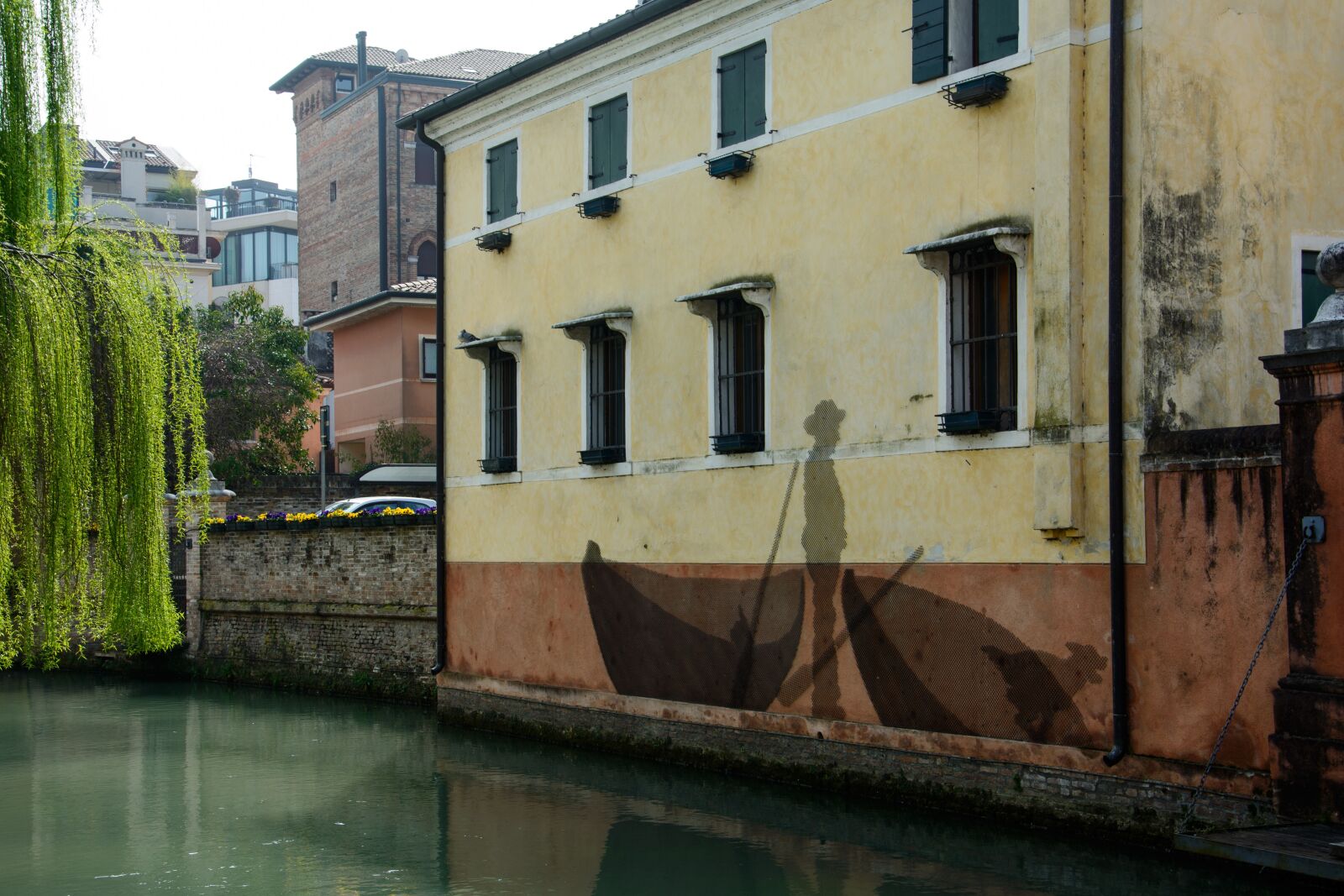 Nikon D5200 sample photo. Treviso, channels, murals photography
