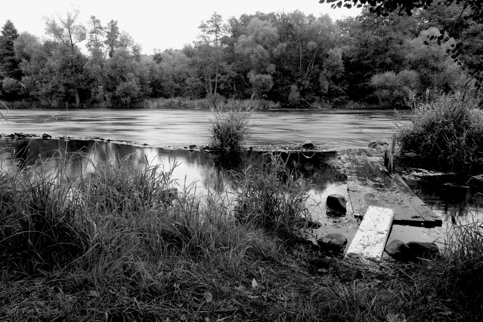 Fujifilm X-T1 + Fujifilm XF 16mm F1.4 R WR sample photo. River, water, landscape photography
