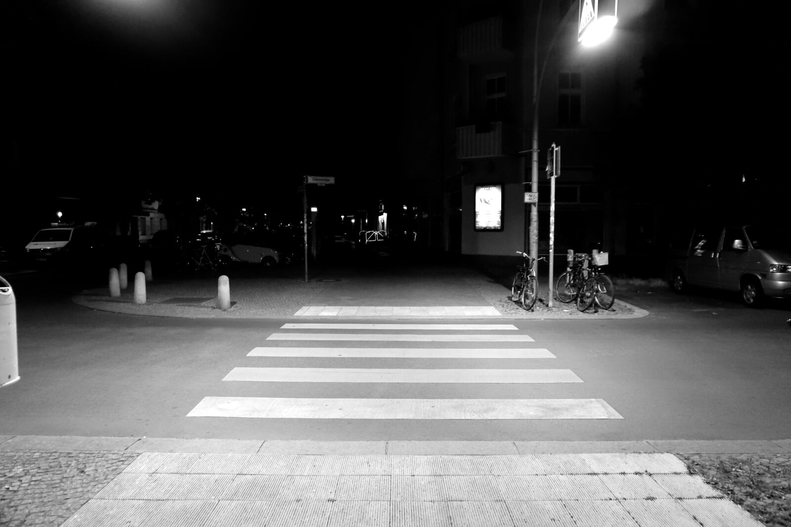 Sony E 16-50mm F3.5-5.6 PZ OSS sample photo. Zebra, crossing, night, street photography