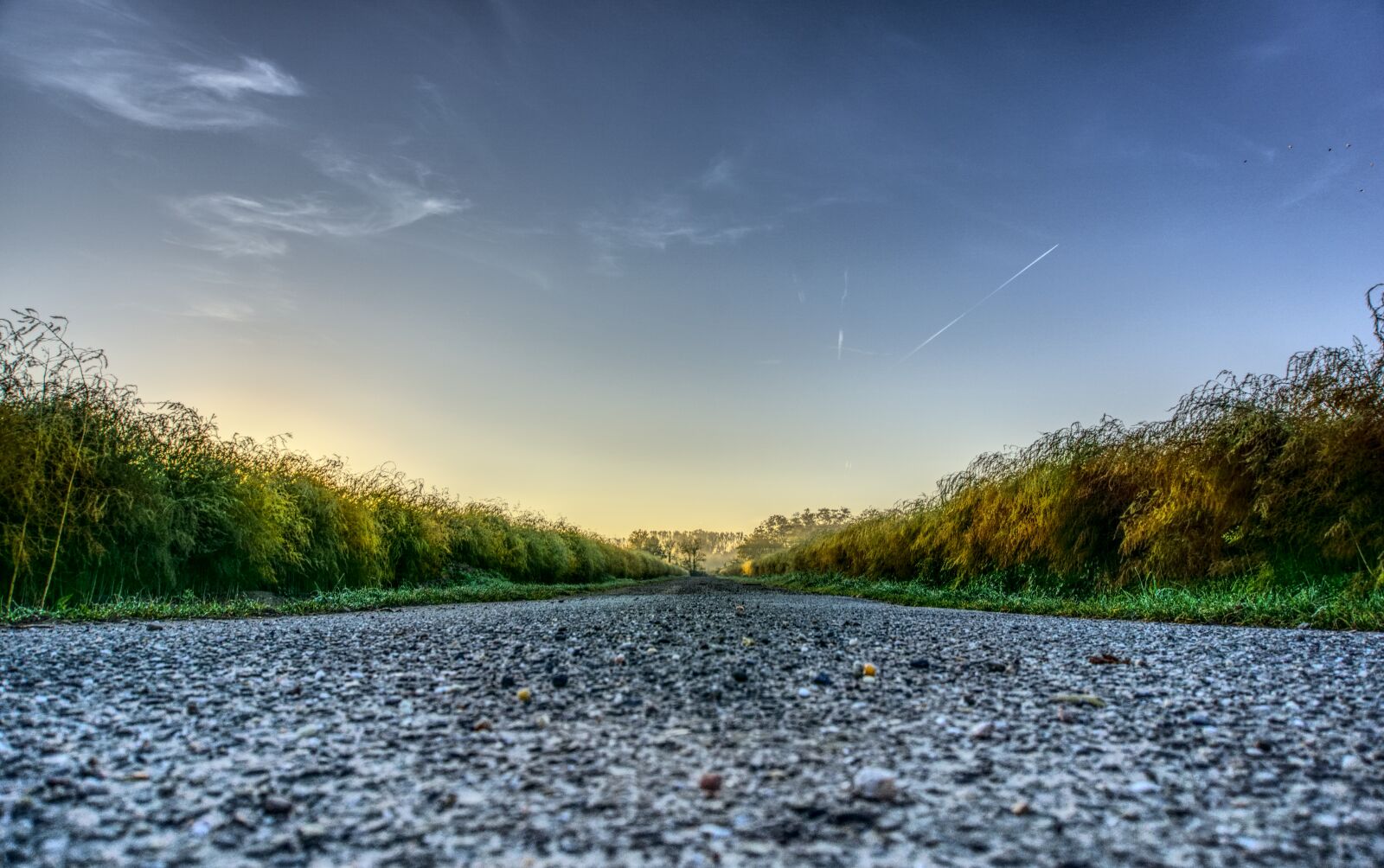 Sony E 16-50mm F3.5-5.6 PZ OSS sample photo. Sunrise, sunlight, sky photography