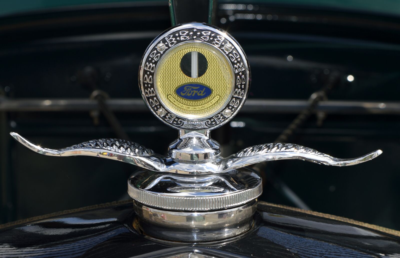 Nikon D3300 sample photo. Hood ornament, vintage, antique photography