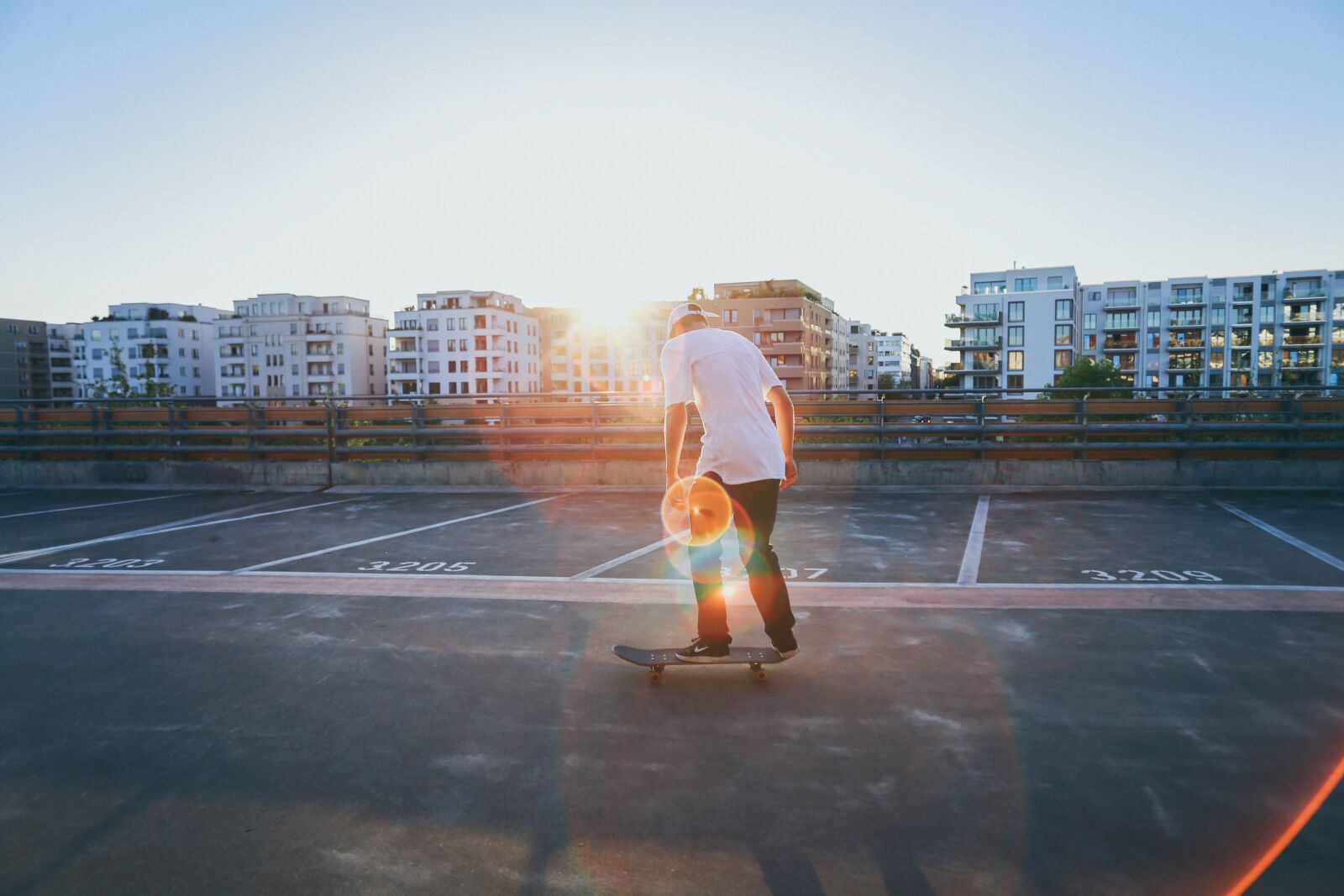 Canon EF 20mm F2.8 USM sample photo. Buildings, man, outdoors photography
