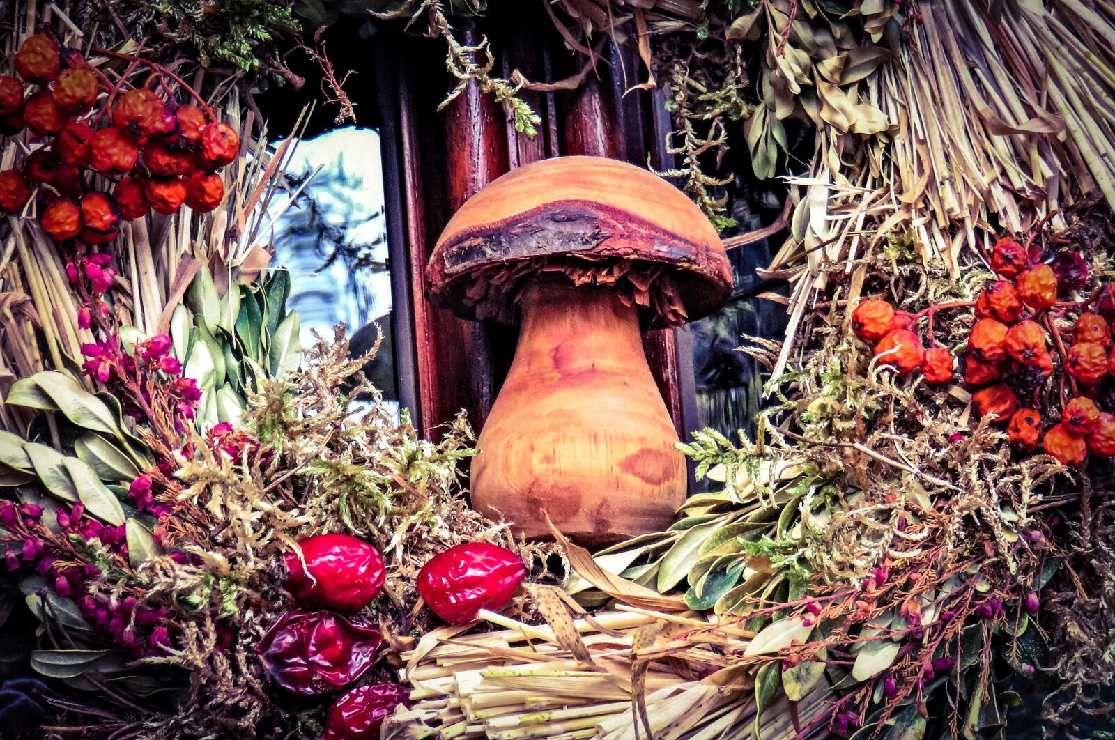Canon PowerShot SX710 HS sample photo. Autumn, autumn wreath, door photography