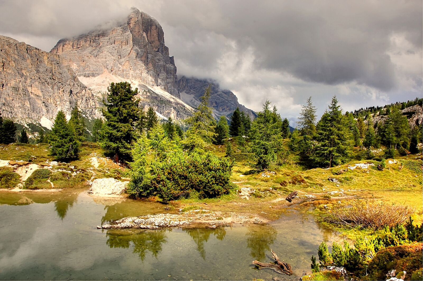 Nikon D40 sample photo. Tofane, lech limides, dolomites photography