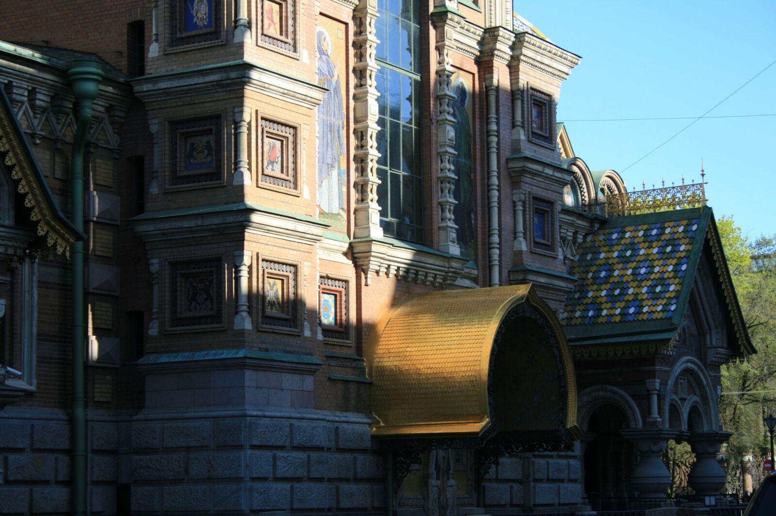 Canon EOS 400D (EOS Digital Rebel XTi / EOS Kiss Digital X) sample photo. Building, church, architecture photography