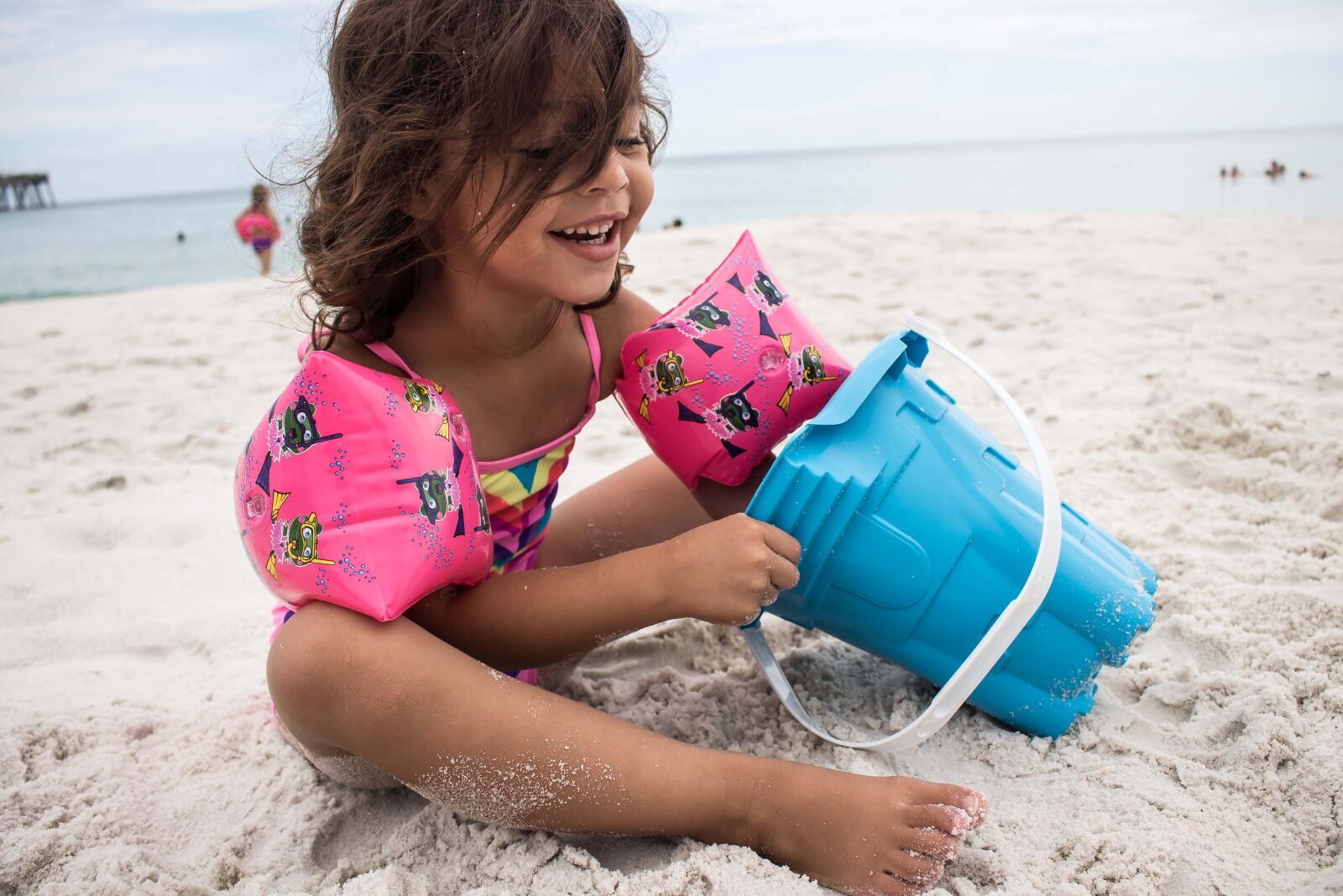 Canon EOS 750D (EOS Rebel T6i / EOS Kiss X8i) sample photo. Baby, beach, kid, ocean photography