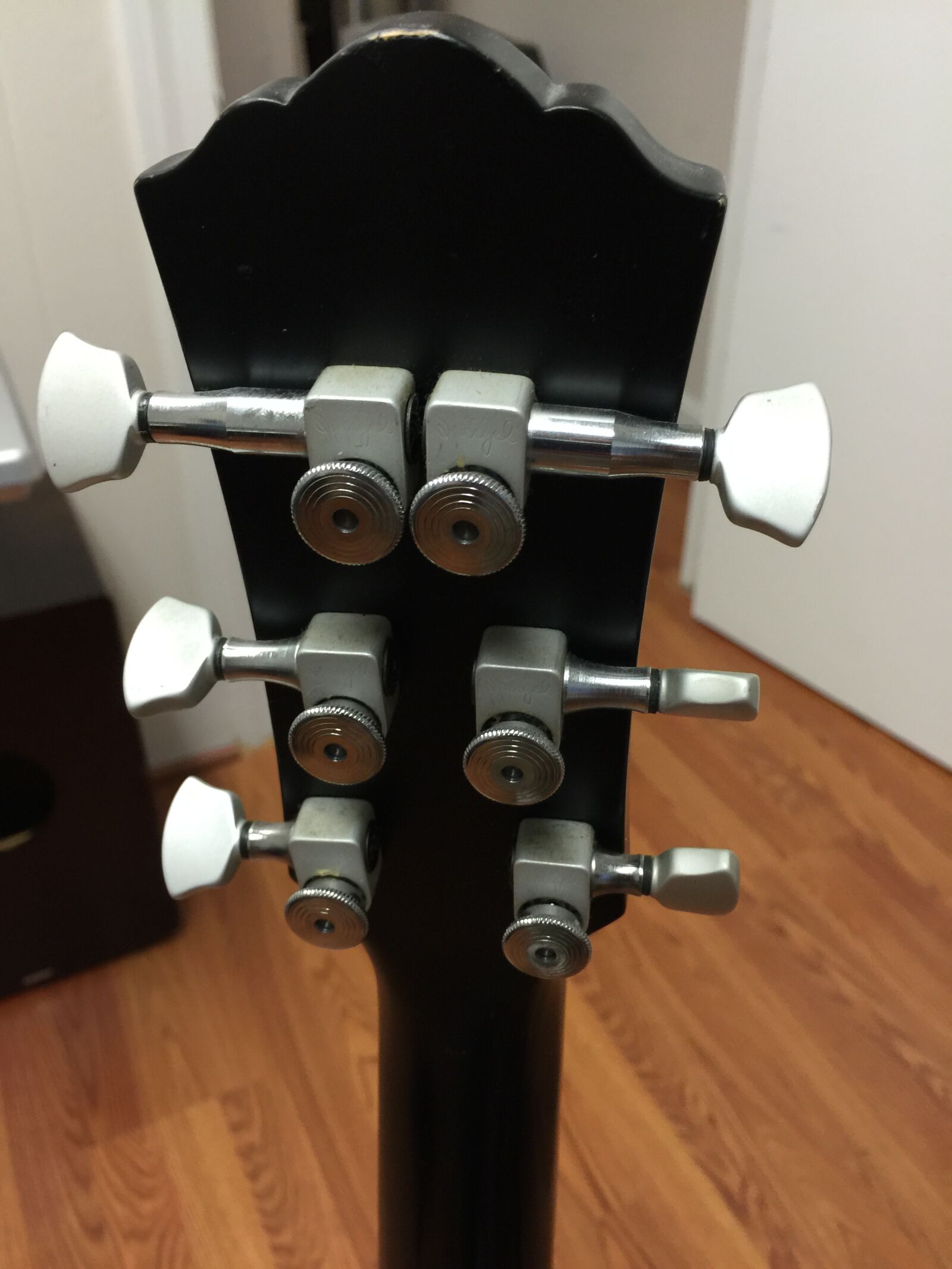 iPhone 6 Plus back camera 4.15mm f/2.2 sample photo. Electric, guitar photography