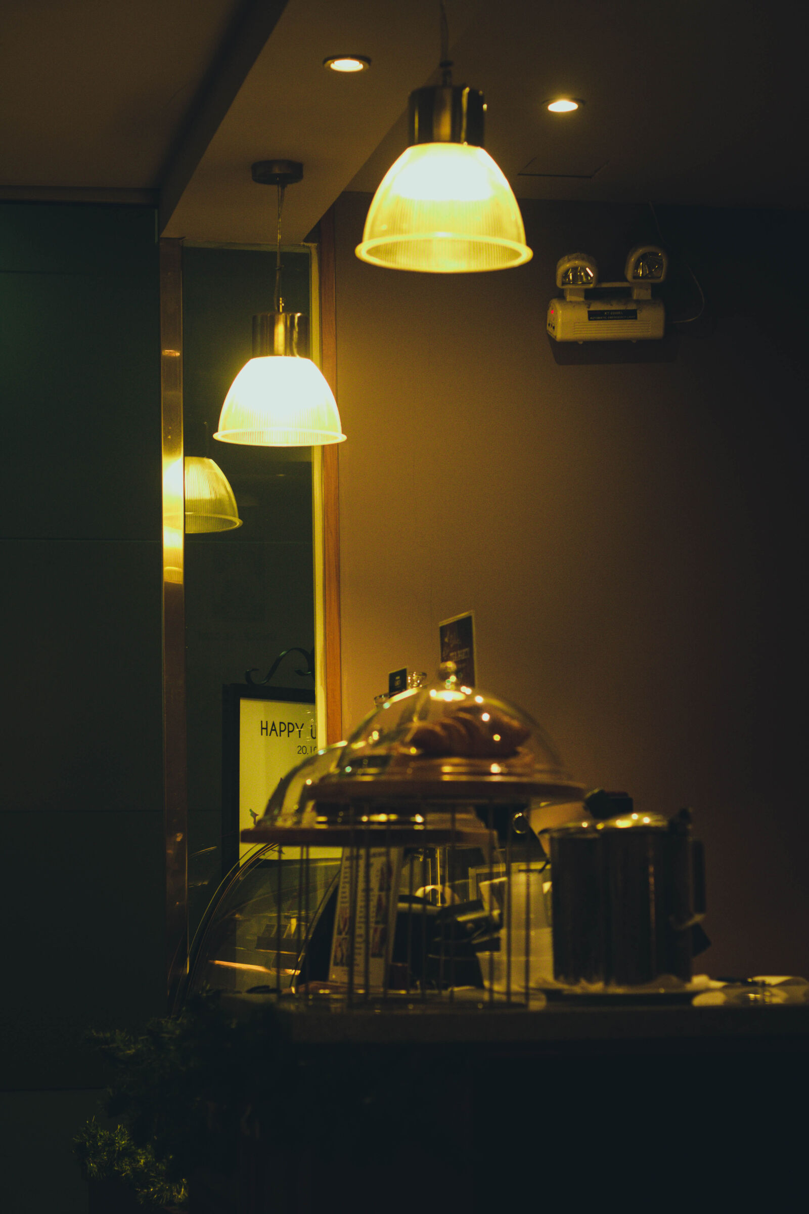 Canon EOS 7D + Canon EF 50mm F1.8 II sample photo. Chess, knight, coffee, coffee photography