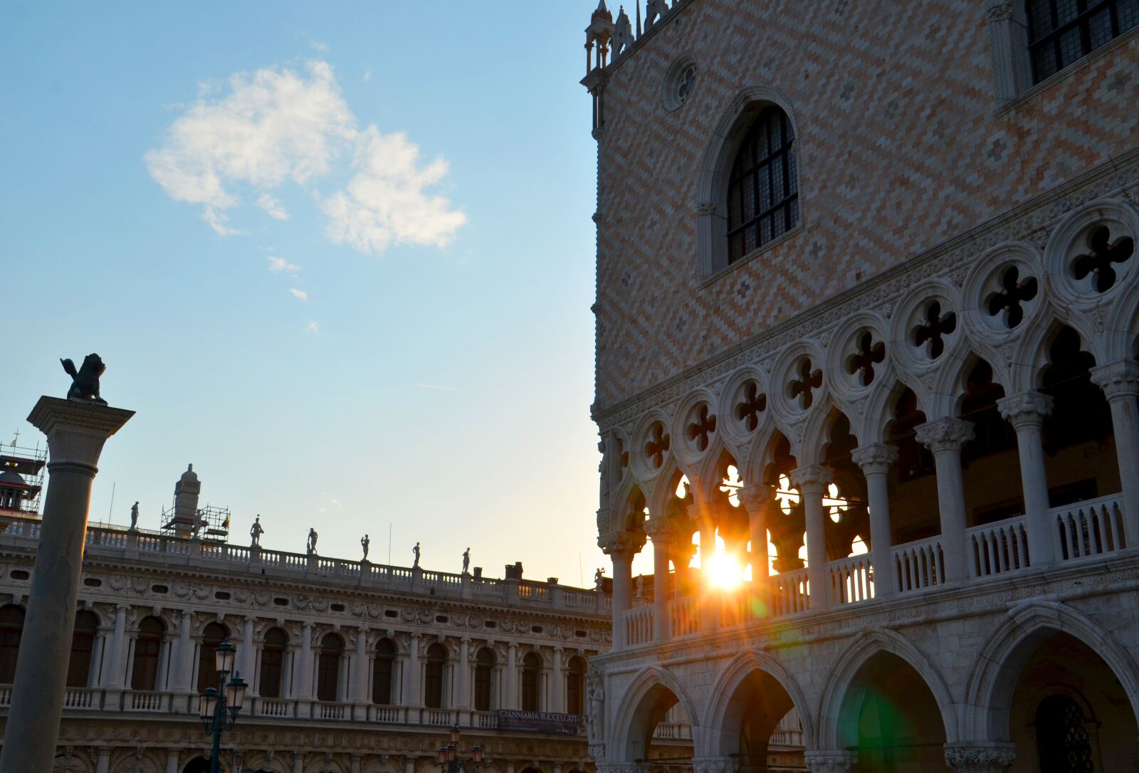 Nikon D7000 sample photo. Venice, doge's palace, arch photography
