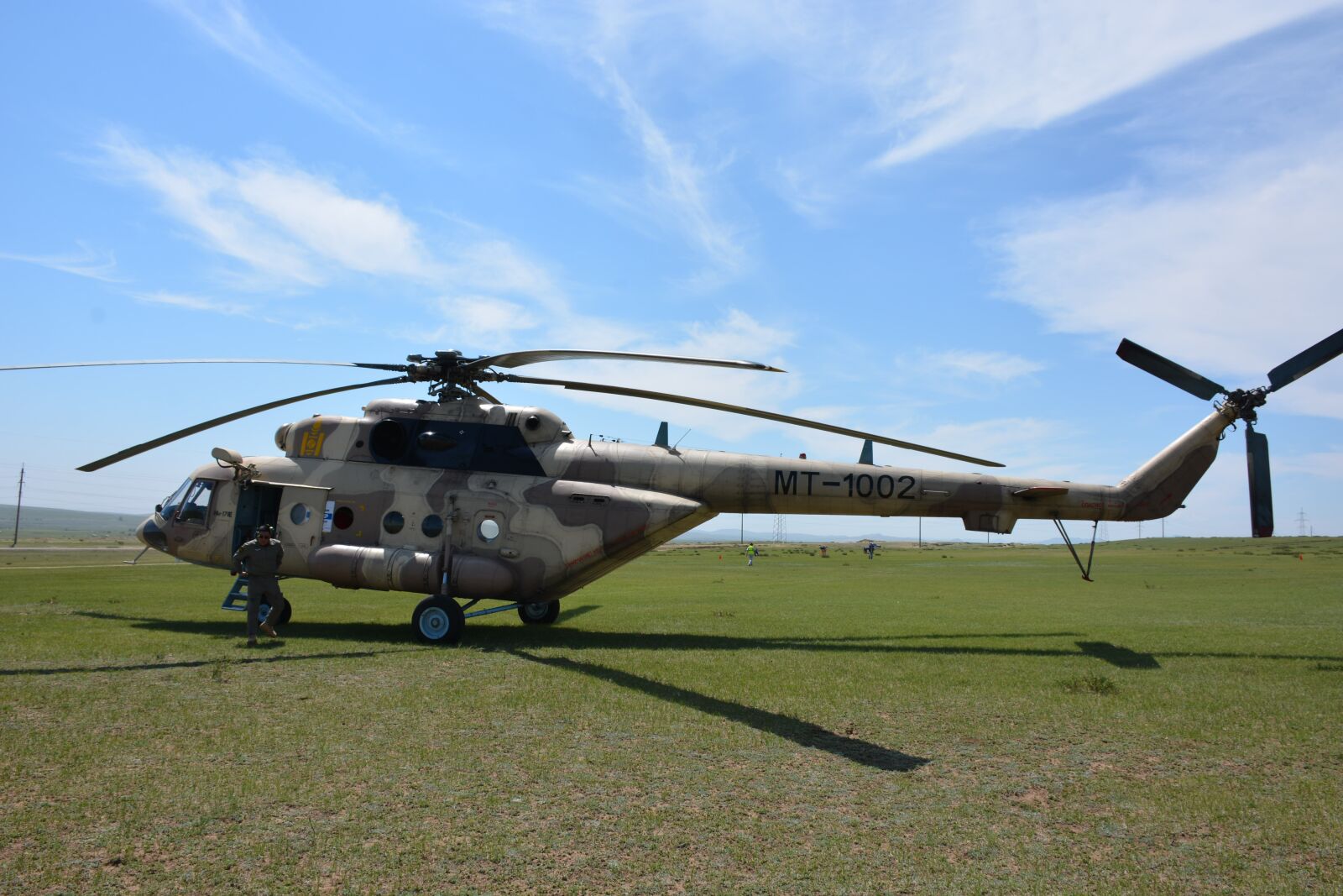 Nikon D7100 sample photo. Landed helicopter, sky, aviation photography