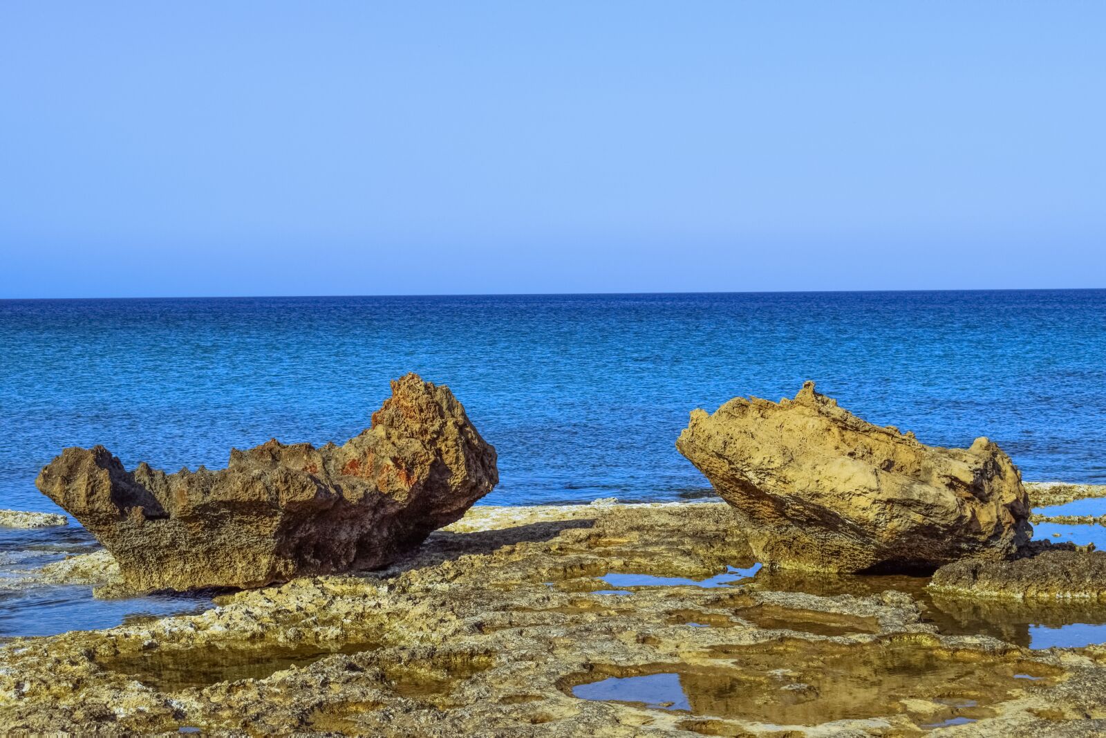 Nikon D3300 sample photo. Rock, formation, rocky coast photography