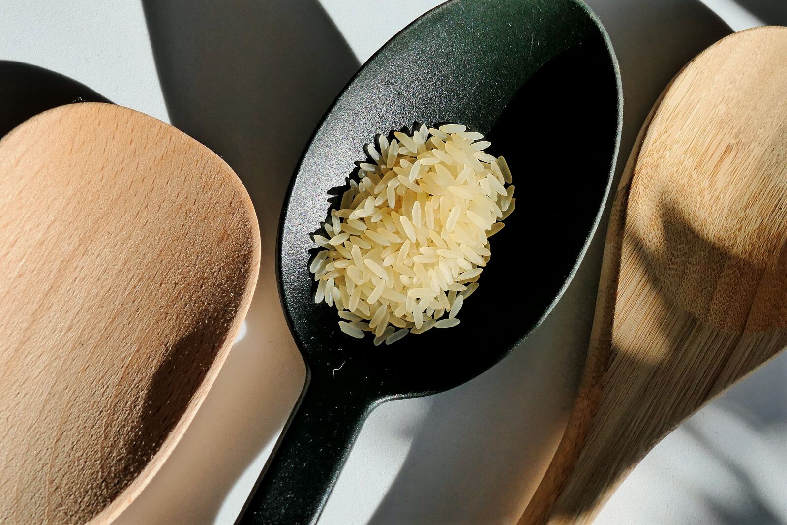 Panasonic Lumix DMC-LX10 (Lumix DMC-LX15) sample photo. Rice, spoon, spoon rice photography