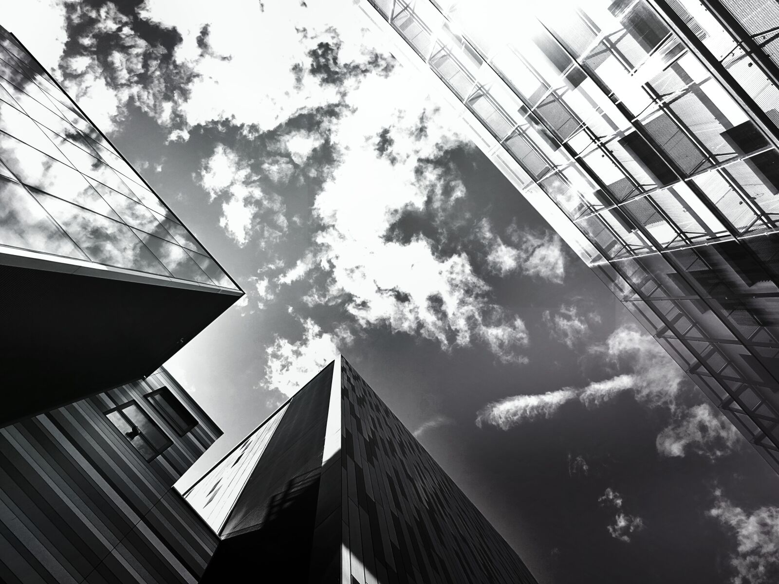 Sony DSC-HX60 sample photo. Architecture, black, and, white photography