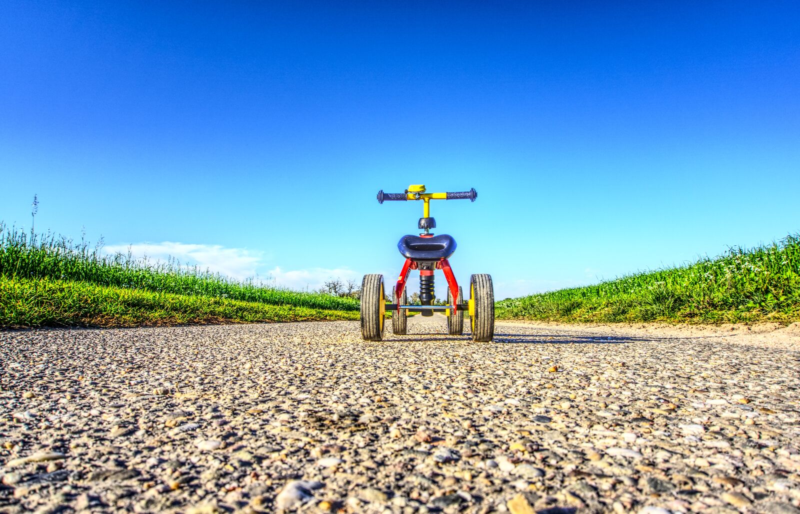 Sony E 16-50mm F3.5-5.6 PZ OSS sample photo. Children toys, bike, impeller photography