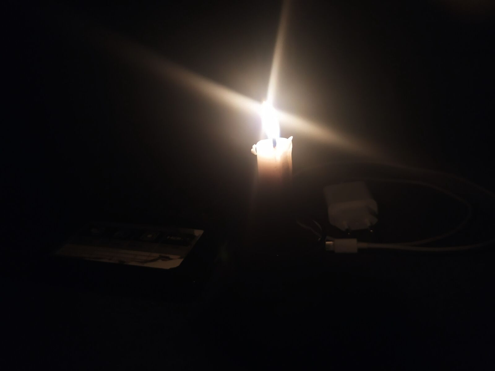 Xiaomi Redmi Note 7 sample photo. Black, blood, electric photography