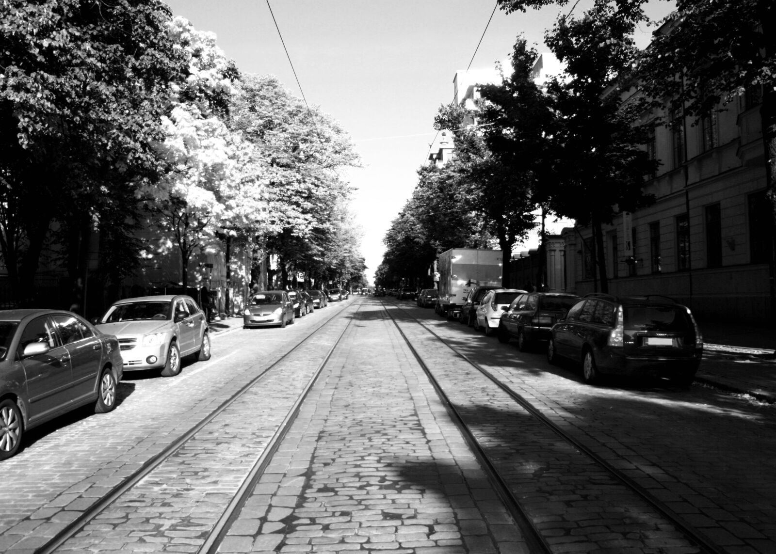 Canon EOS 400D (EOS Digital Rebel XTi / EOS Kiss Digital X) sample photo. Helsinki, city, street photography