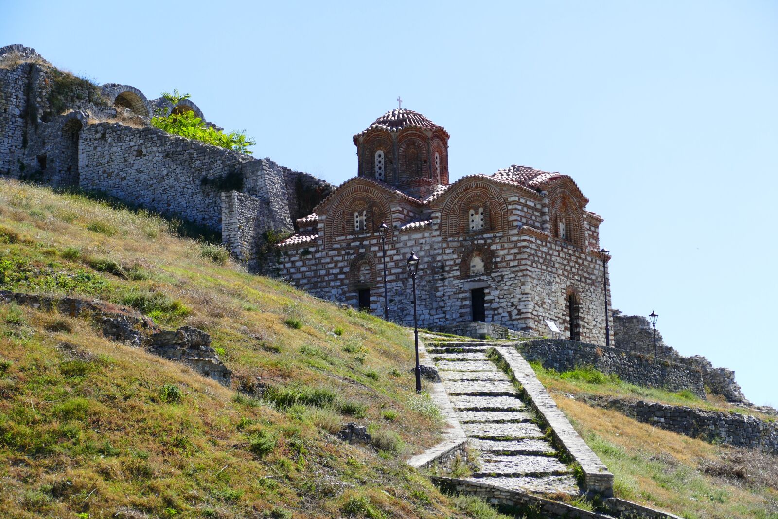 Panasonic Lumix DMC-FZ1000 sample photo. Church, berat, albanian photography