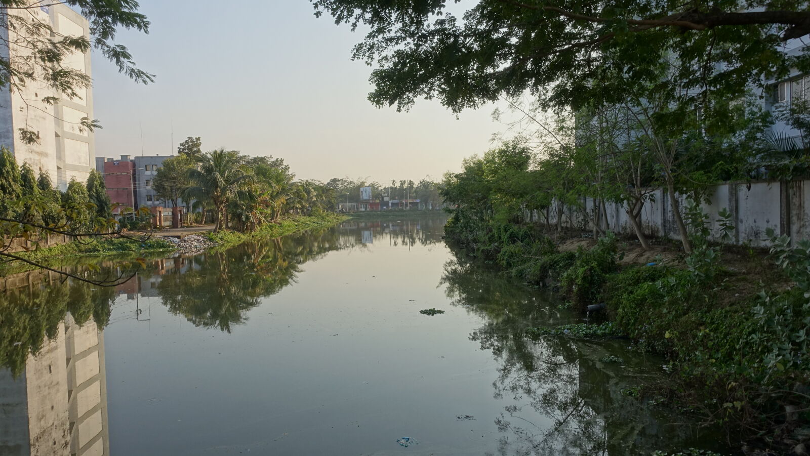 Sony Cyber-shot DSC-RX100 III sample photo. River photography