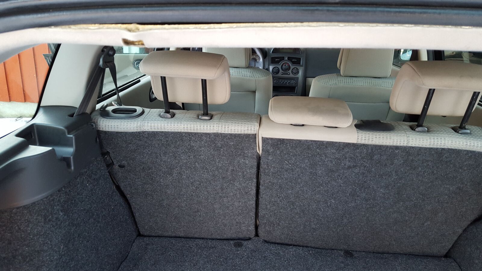 Samsung GALAXY S6 edge sample photo. Car, loading, renault photography