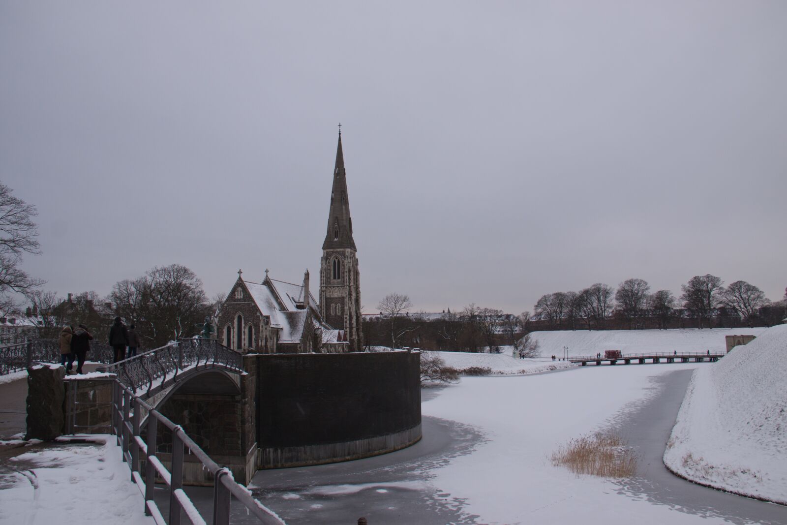 Canon EOS 50D sample photo. Churchhill, park, st alban photography