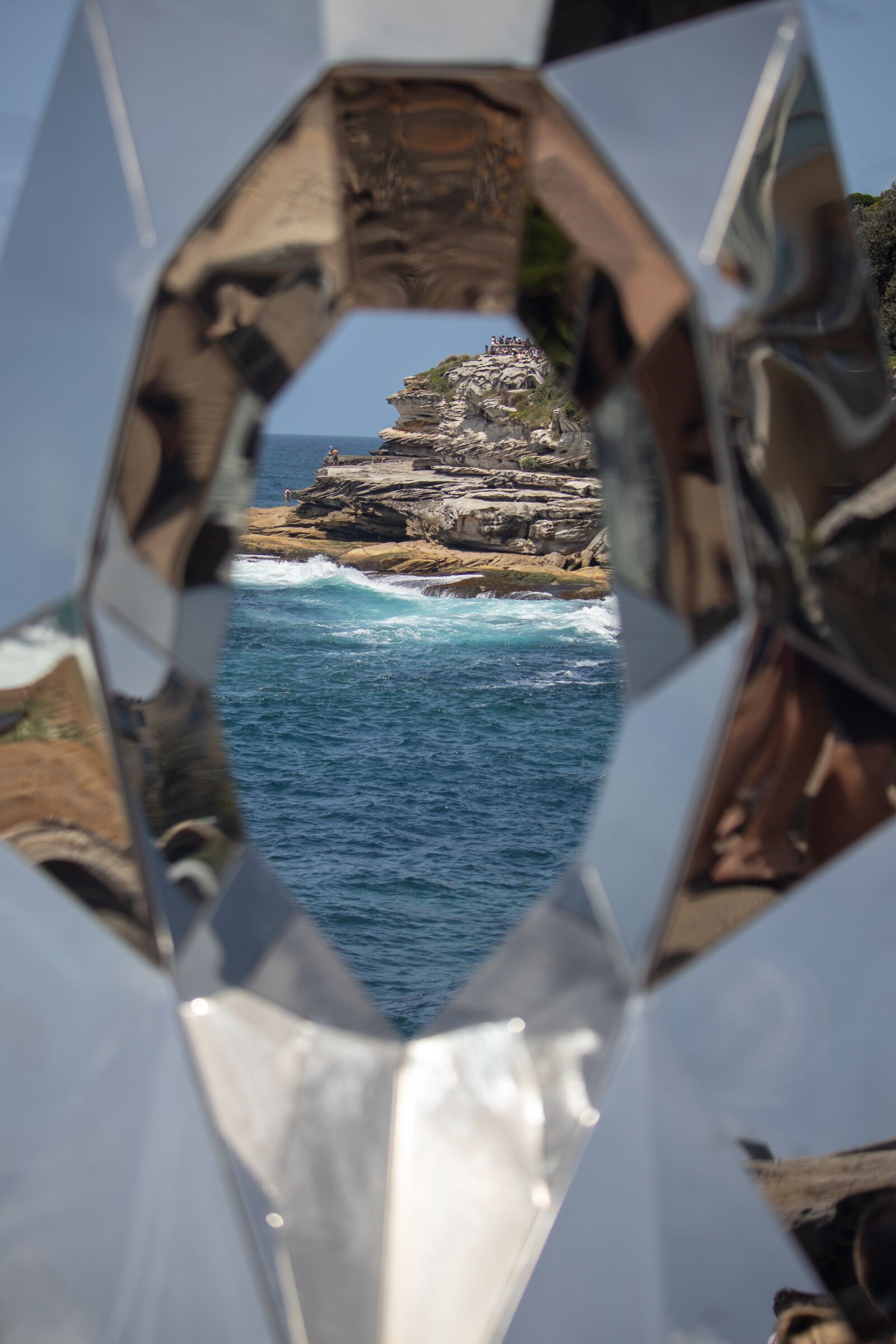 Canon EOS 200D (EOS Rebel SL2 / EOS Kiss X9) sample photo. Sculpture, ocean, seas photography