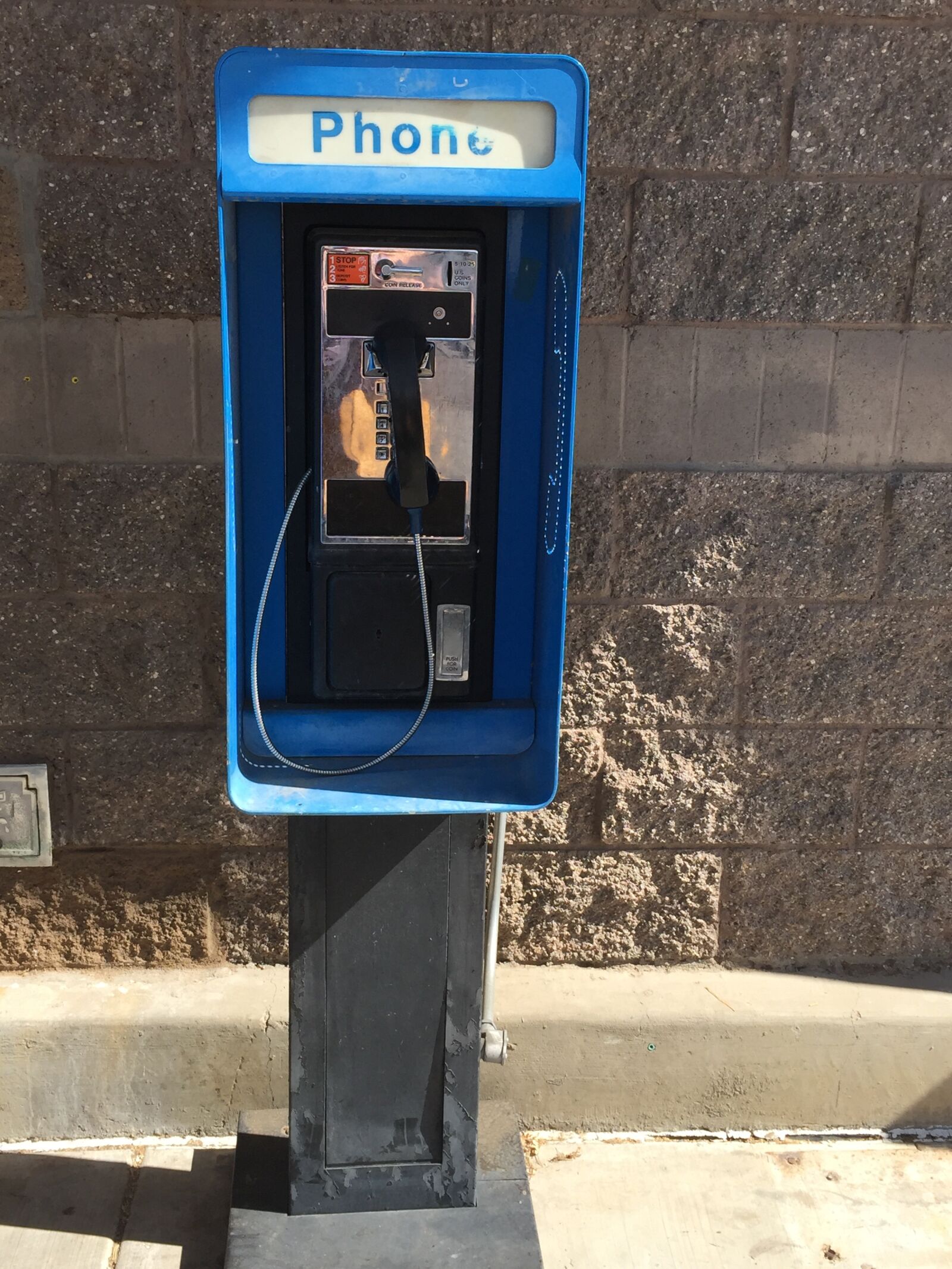 iPhone 6 Plus back camera 4.15mm f/2.2 sample photo. Payphone, antique, telephone photography