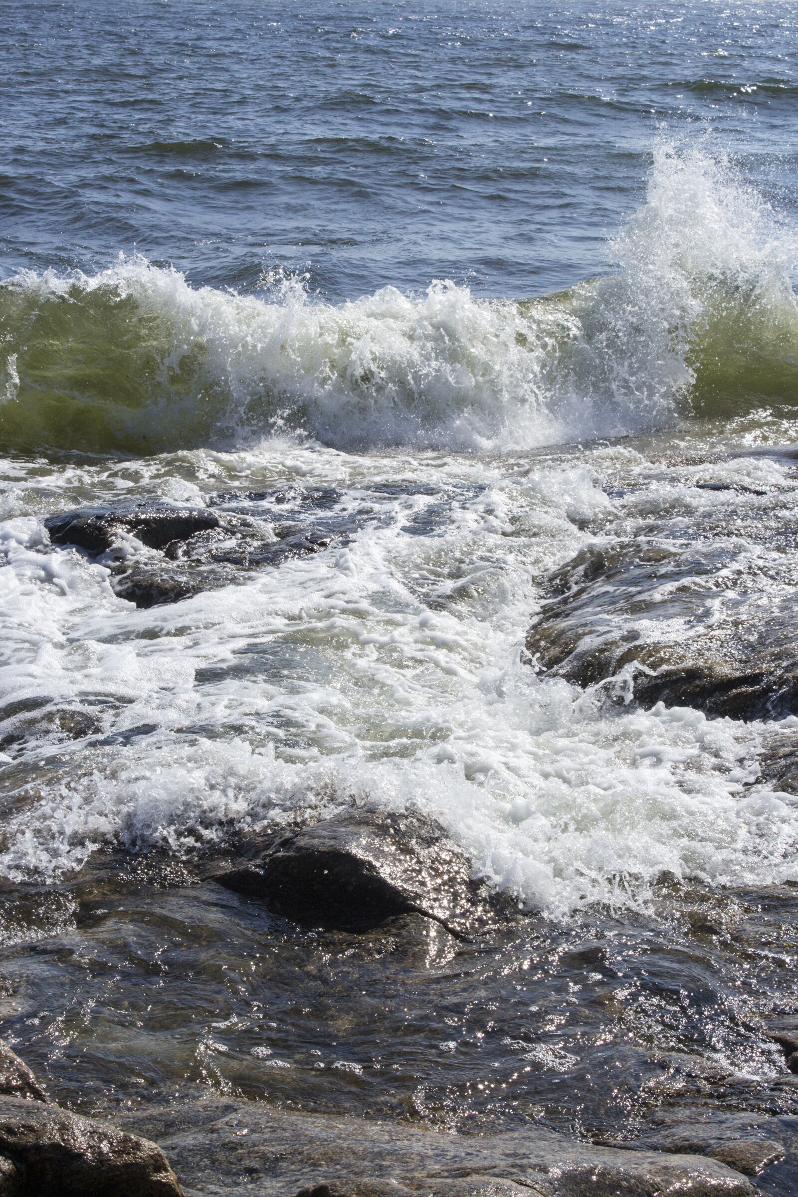 Canon EOS 700D (EOS Rebel T5i / EOS Kiss X7i) sample photo. Cliffs, stones, coastal photography