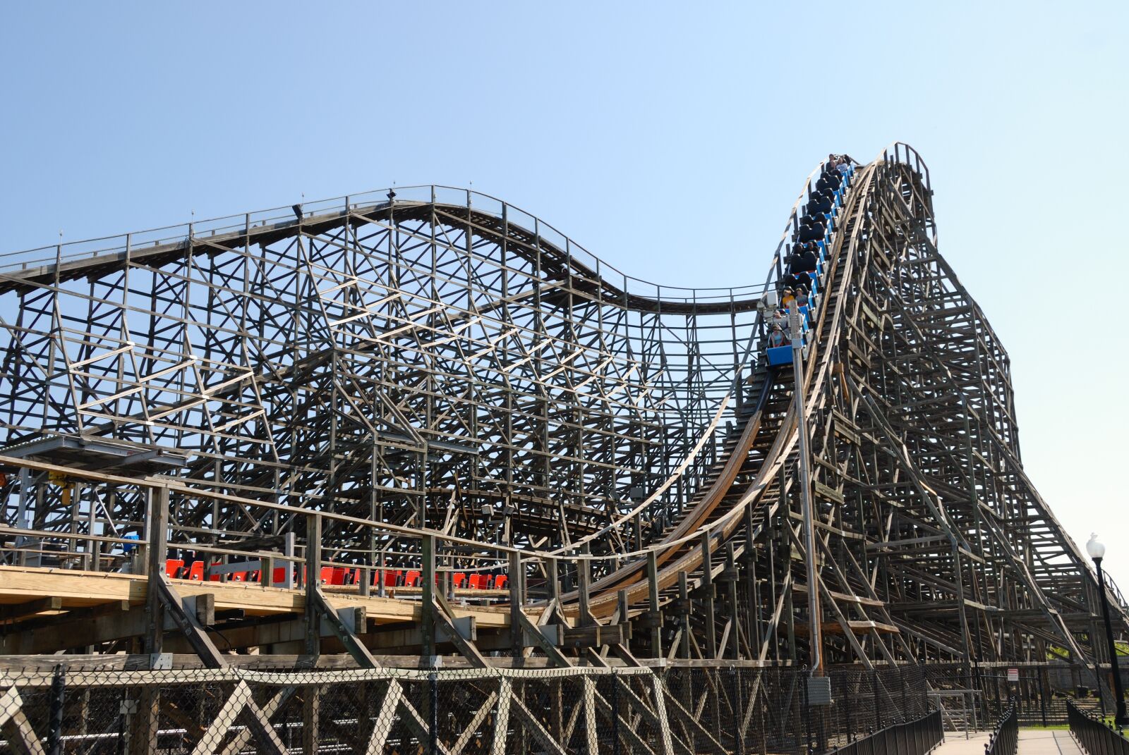 Nikon D200 sample photo. Wooden roller coaster, ride photography