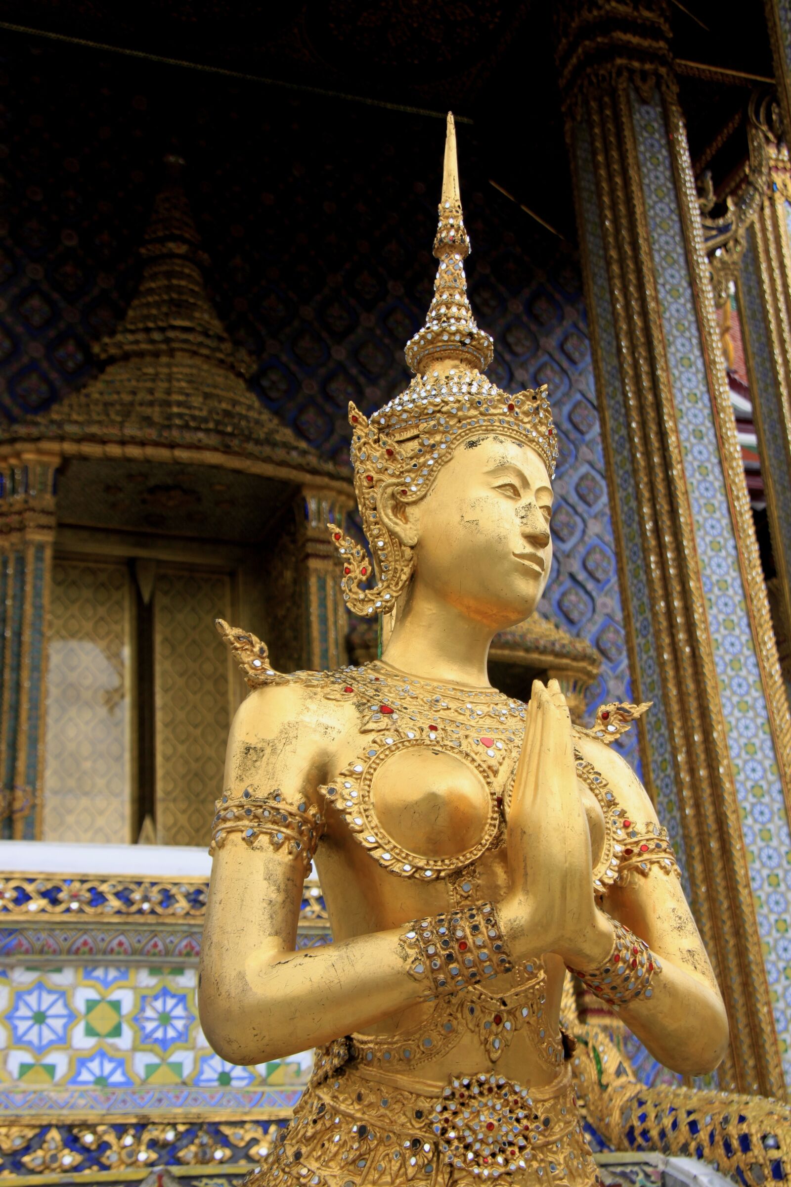 Canon EOS 500D (EOS Rebel T1i / EOS Kiss X3) sample photo. Queen, buddhist, thailand photography