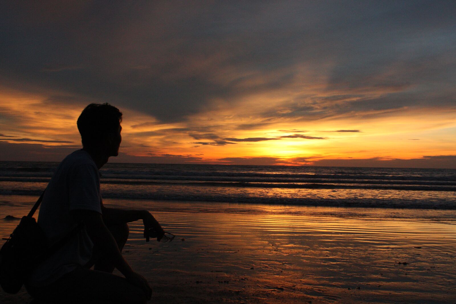 Canon EOS 450D (EOS Rebel XSi / EOS Kiss X2) sample photo. Sunset, dawn, the body photography