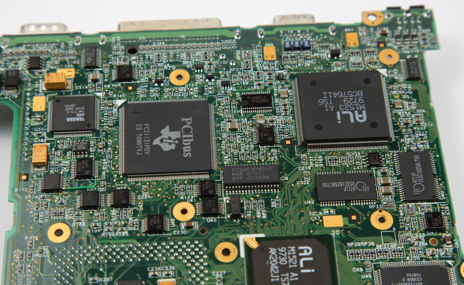 Canon EF 24-105mm F4L IS USM sample photo. Mother board, electronic, electronics photography
