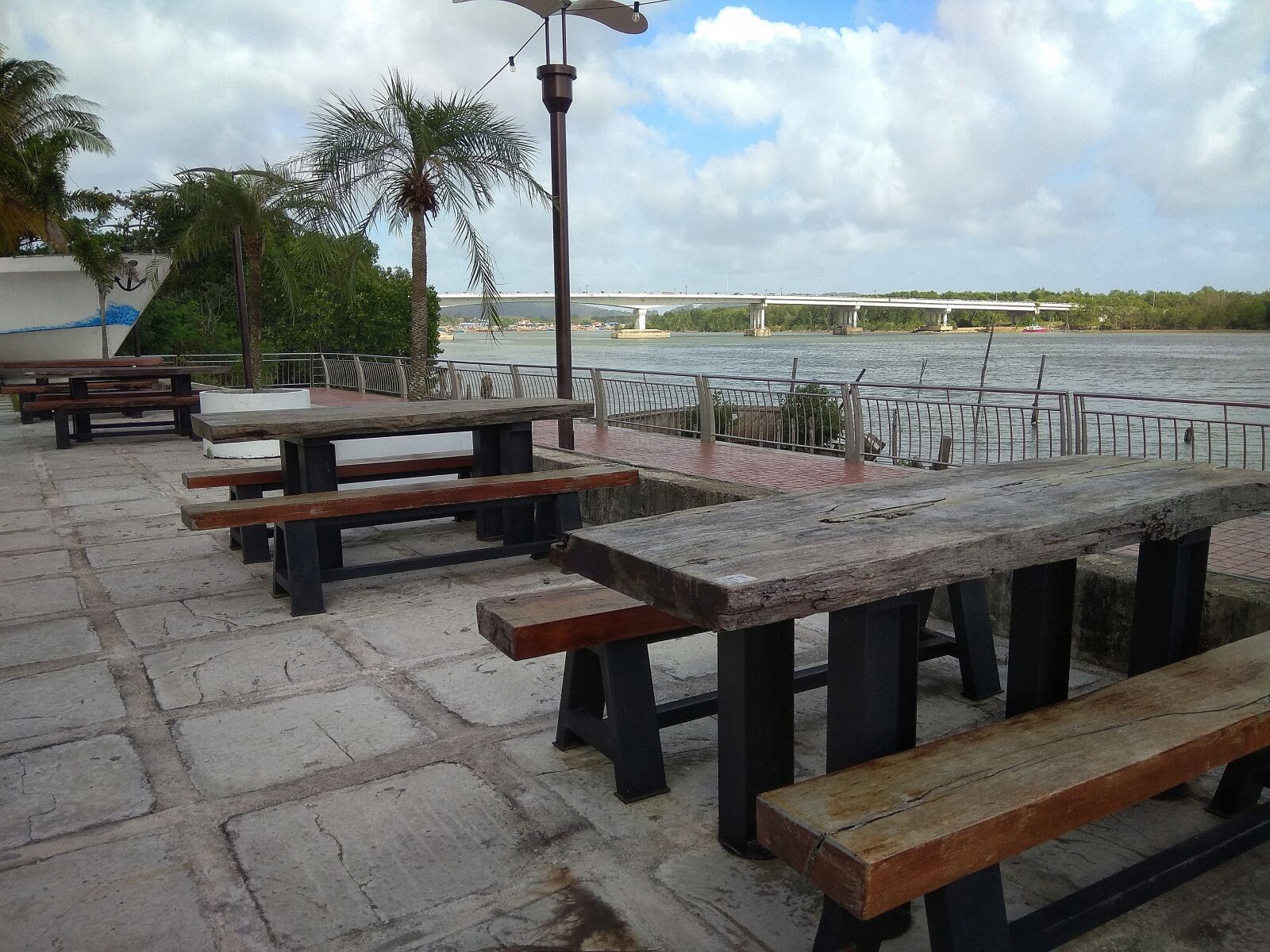 Xiaomi Redmi Note 4 sample photo. Benches, riverside, water photography
