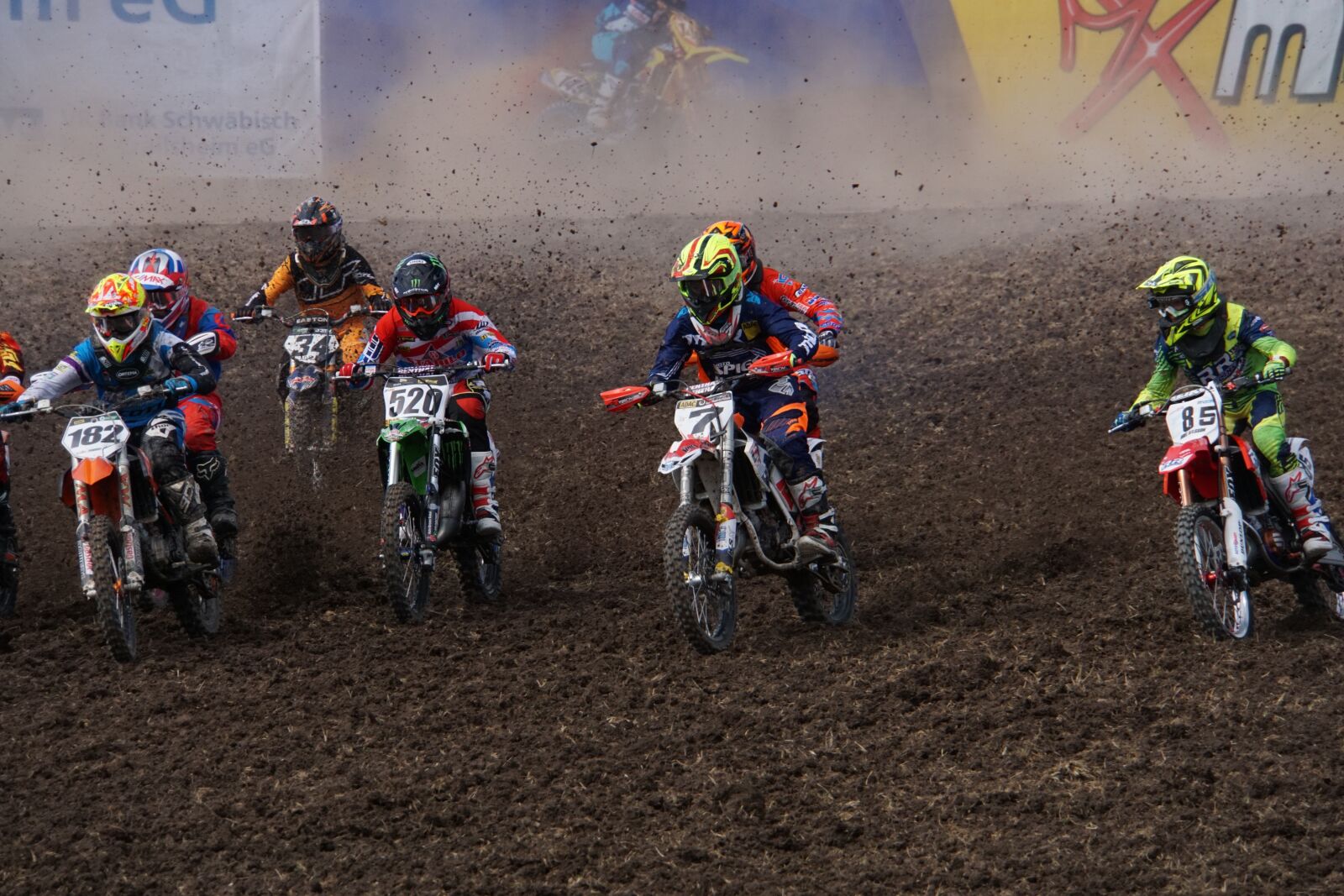 Sony E 18-200mm F3.5-6.3 OSS LE sample photo. Motocross, competition, race photography